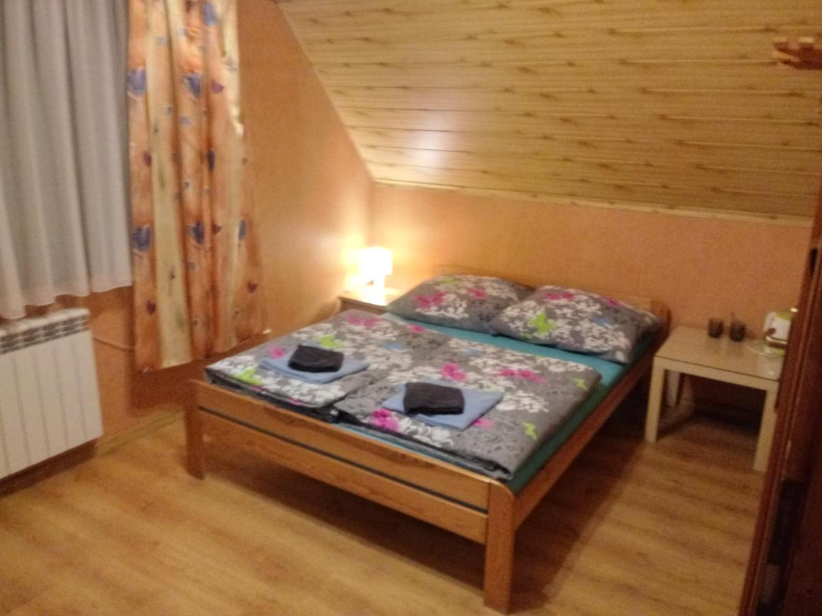 Double Room with Private Bathroom photo 1