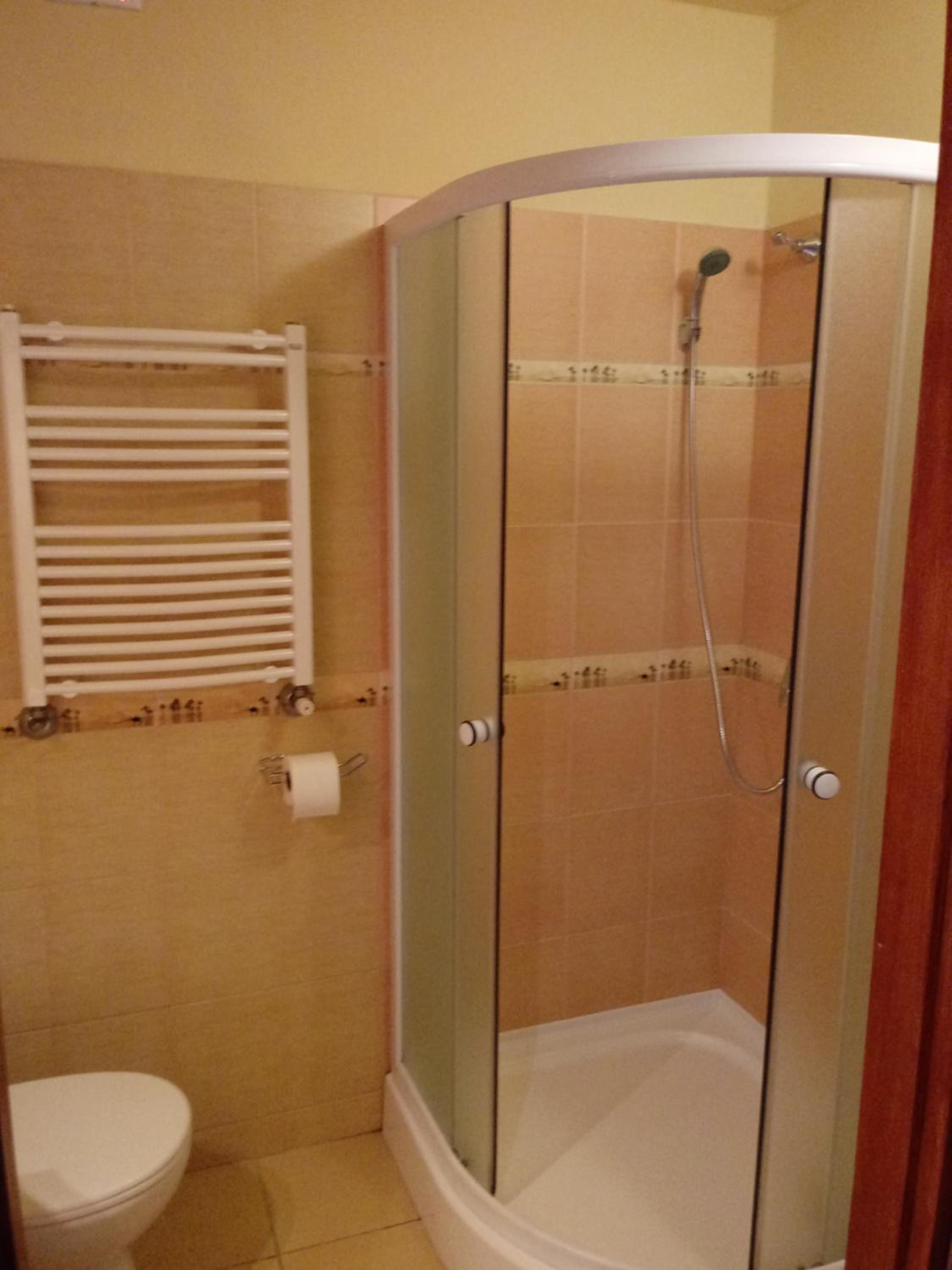 Triple Room with Private Bathroom - Photo 3