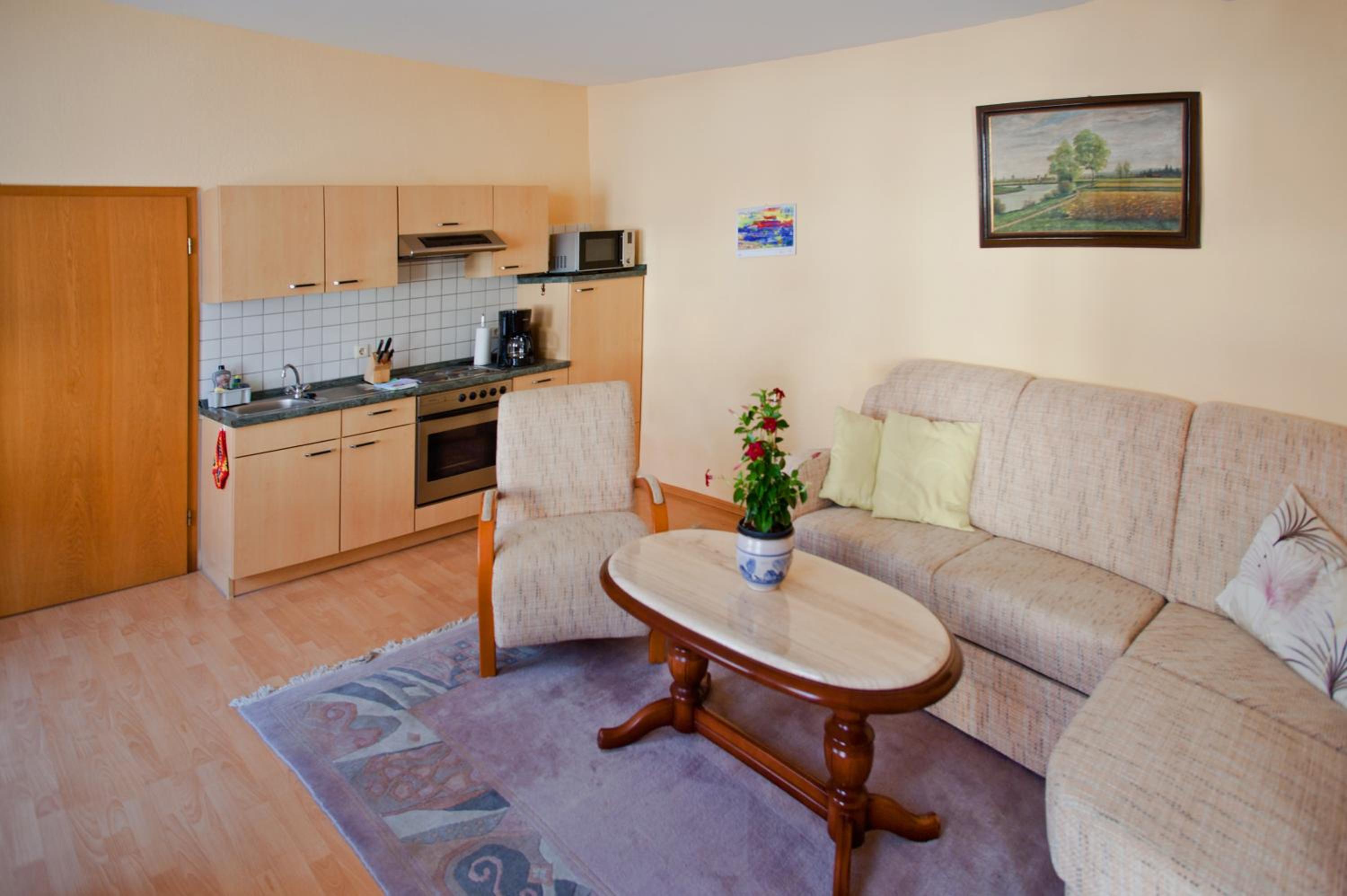 One-Bedroom Apartment - Photo 13