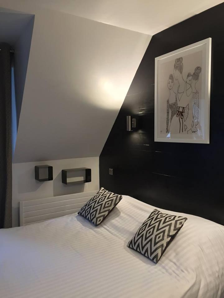 Deluxe Family Suite photo 3