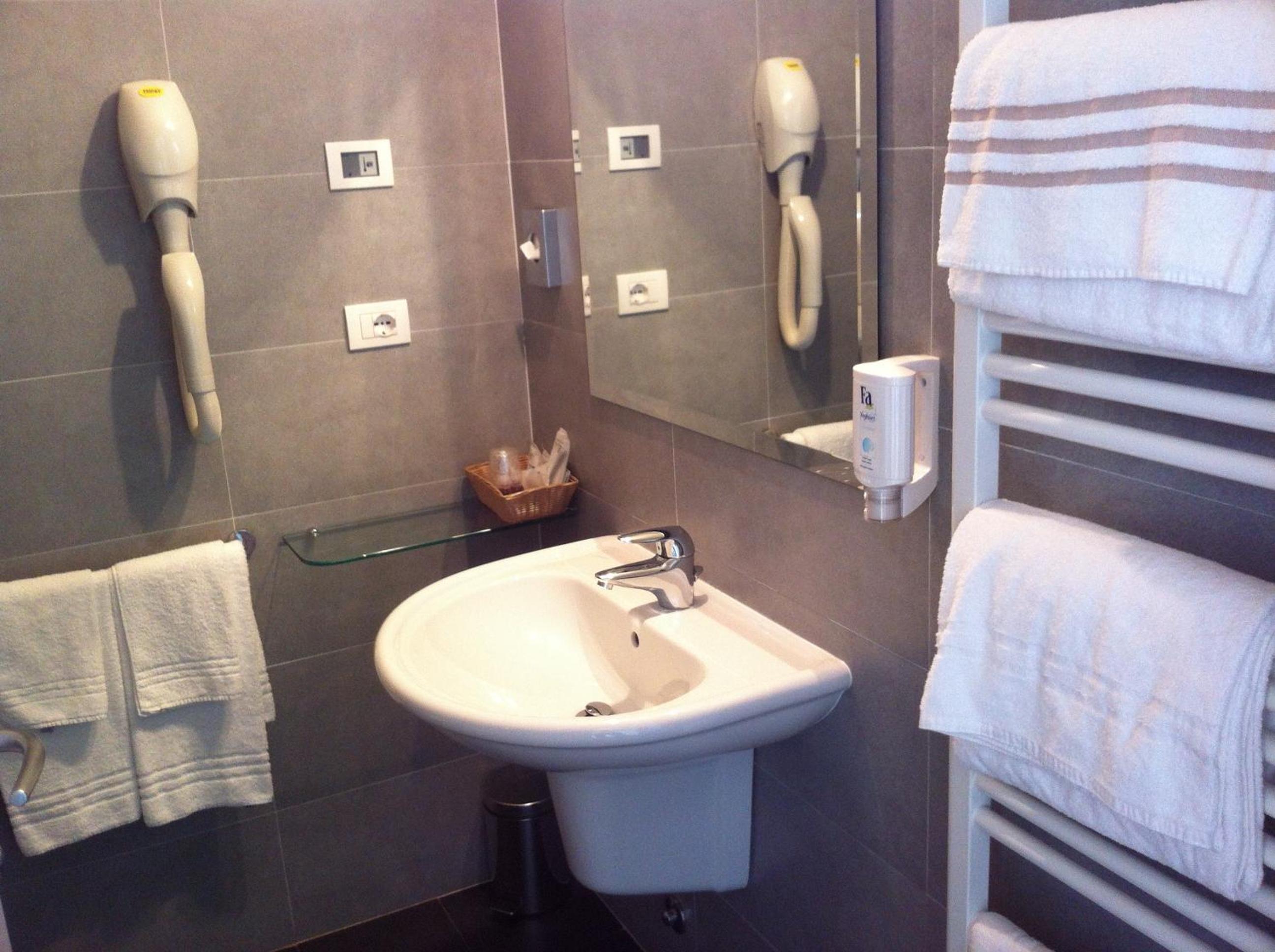Superior Room - Photo 3