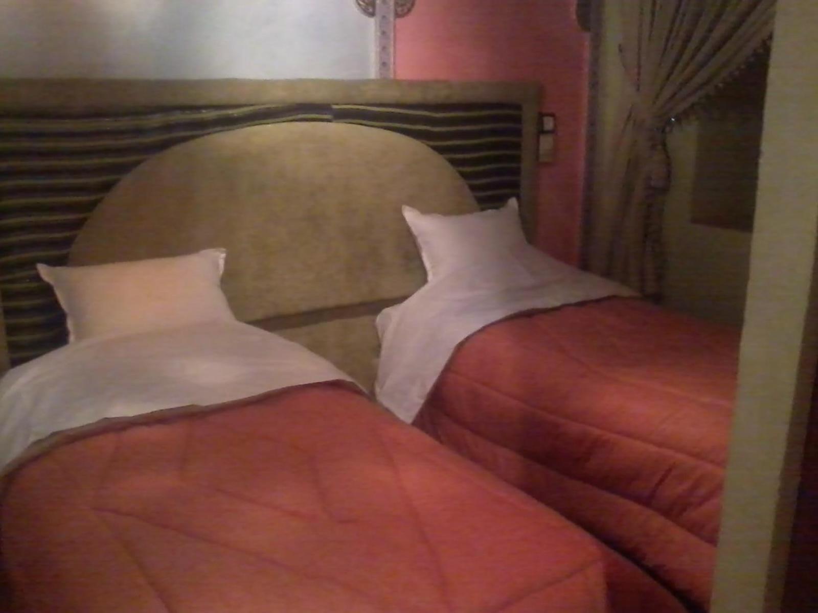Twin Room with Mountain View photo 1