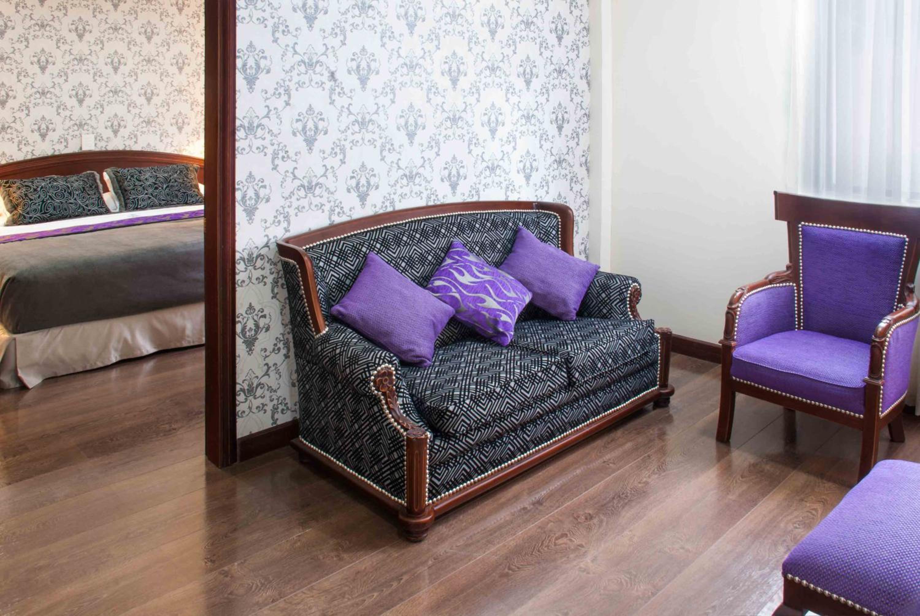 Double Room - Photo 5