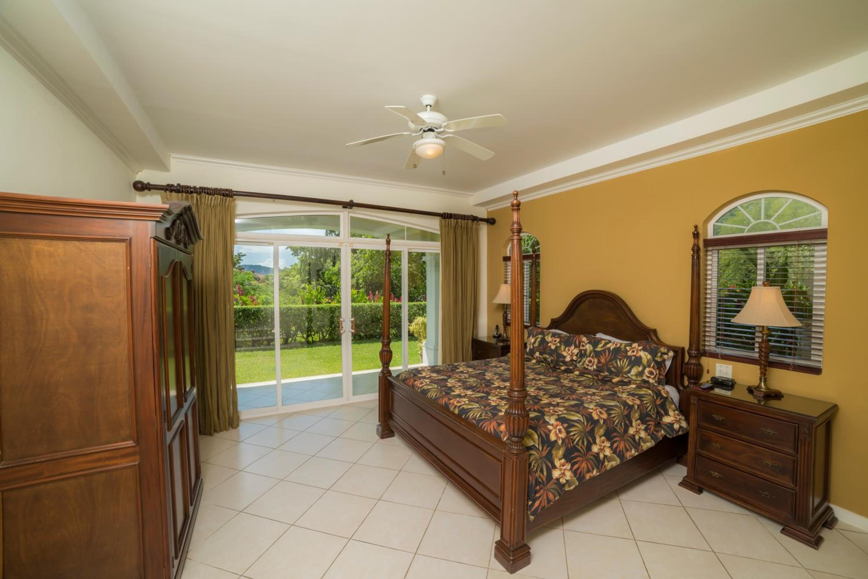 Luxury Two-Bedroom Apartment