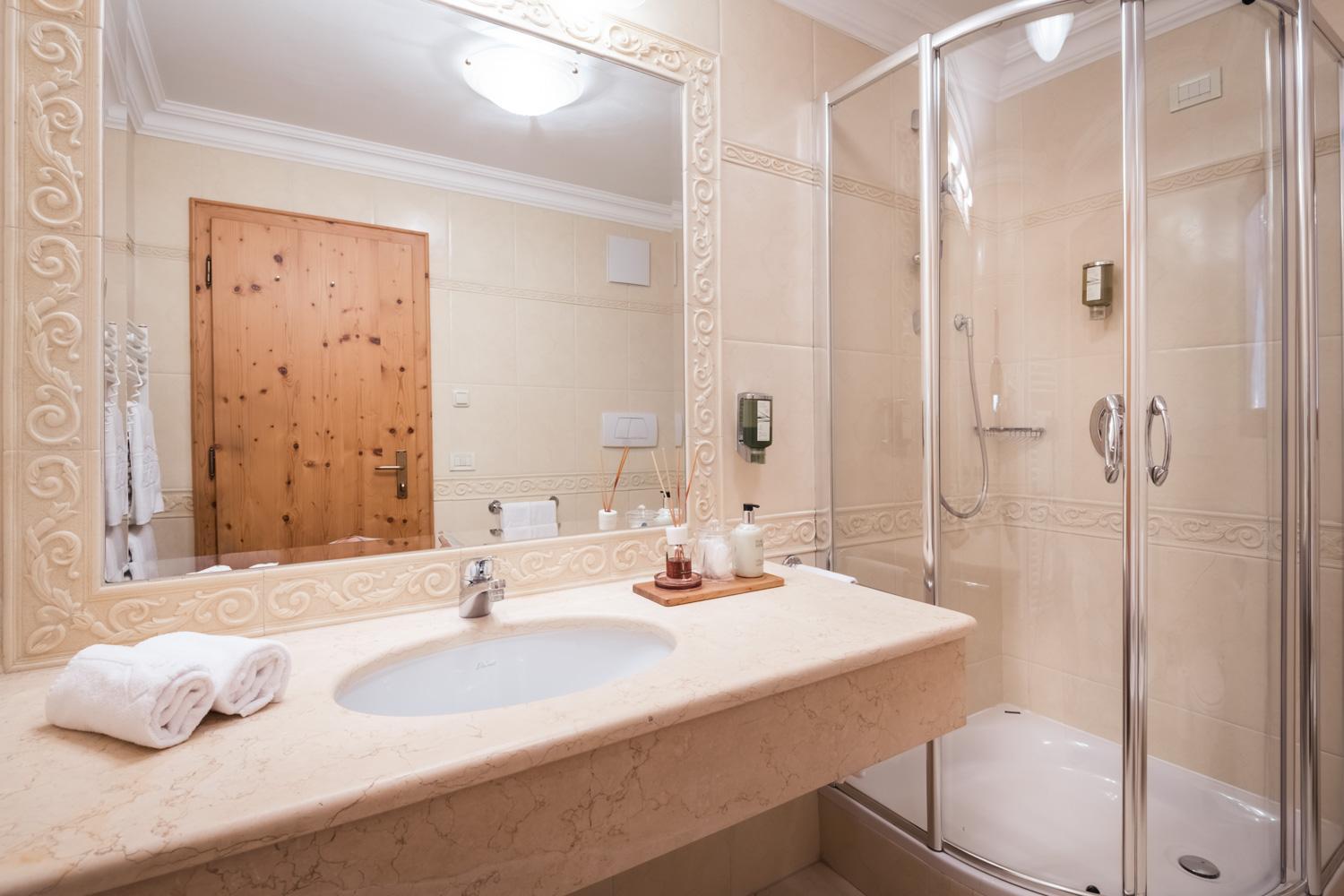 Double Room - Photo 4