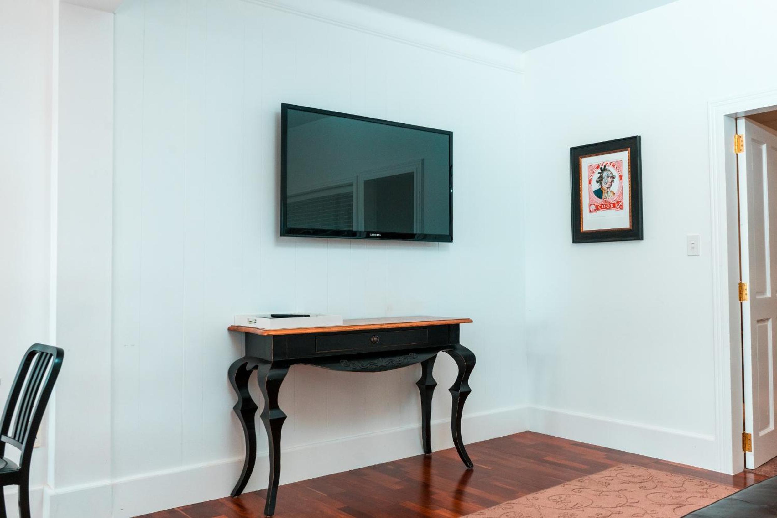 Apartment with Sea View - Photo 9