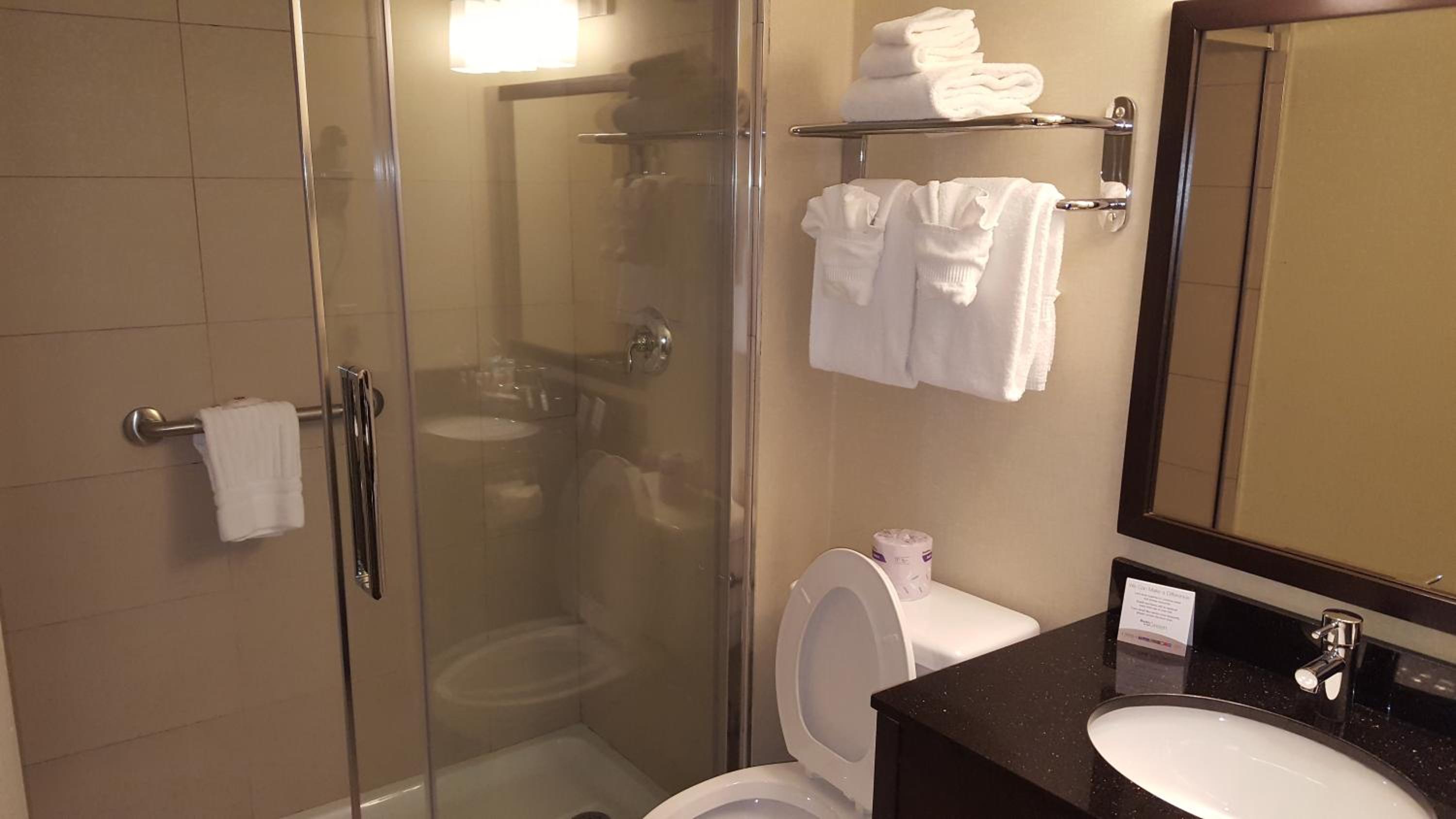 Executive King Suite - Photo 3