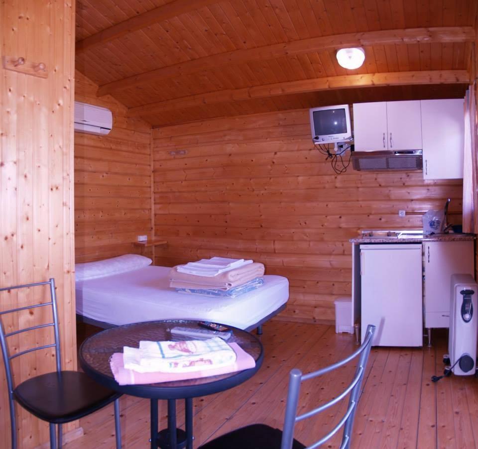 Bungalow (2 Adults) photo 3