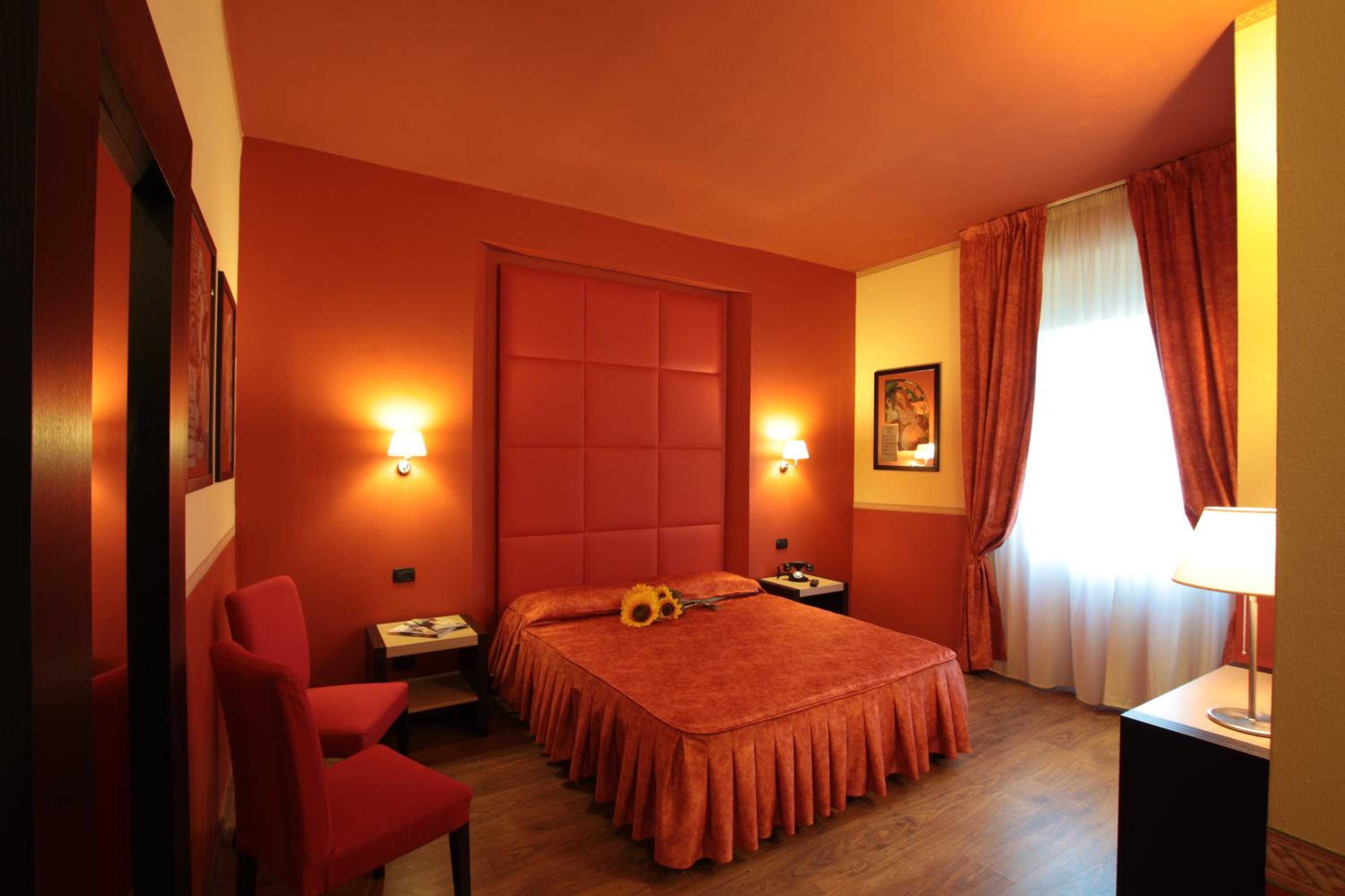 Double or Twin Room photo 1