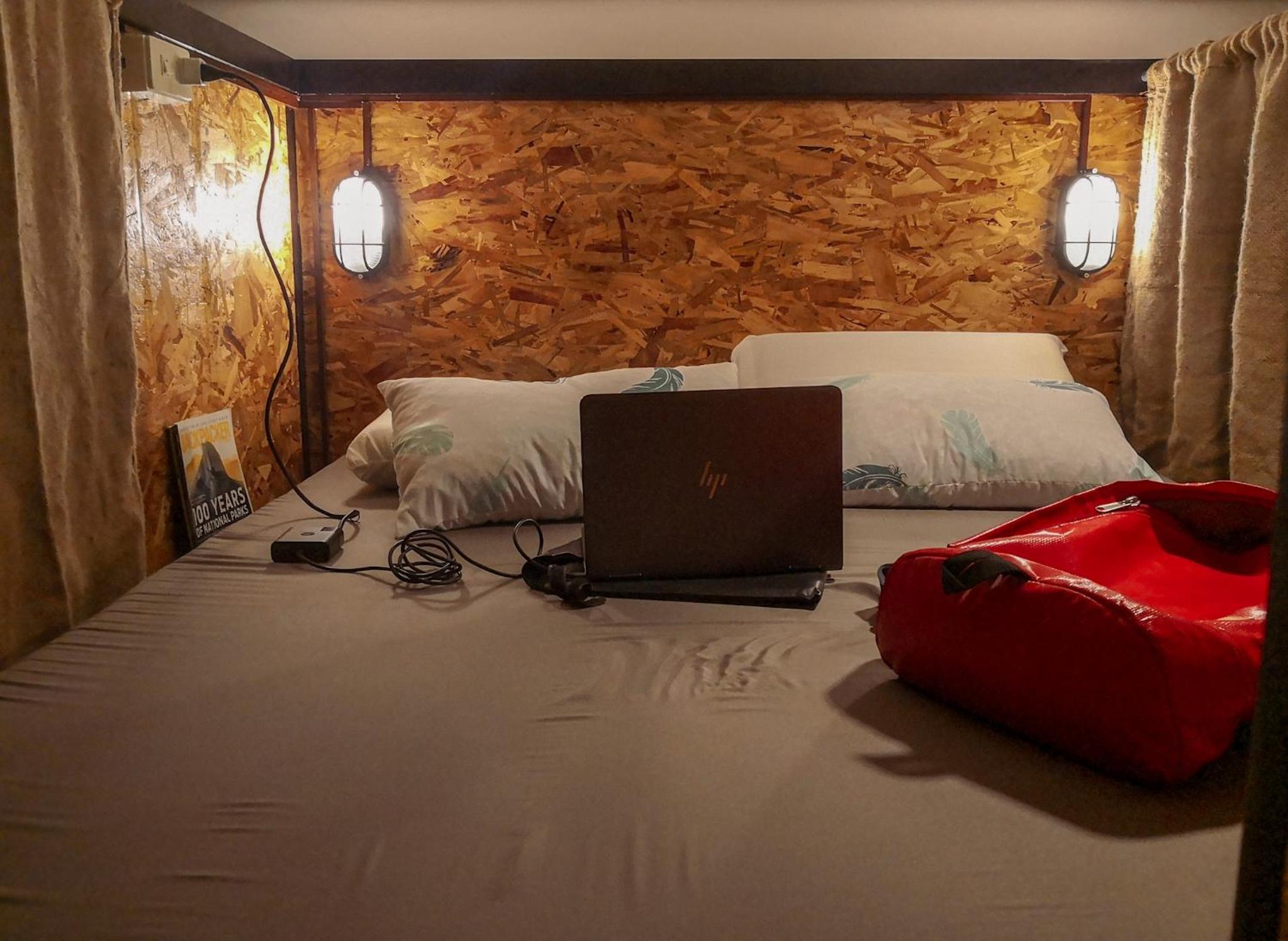 Queen Bed in 3-Bed Mixed Dormitory Room photo 1