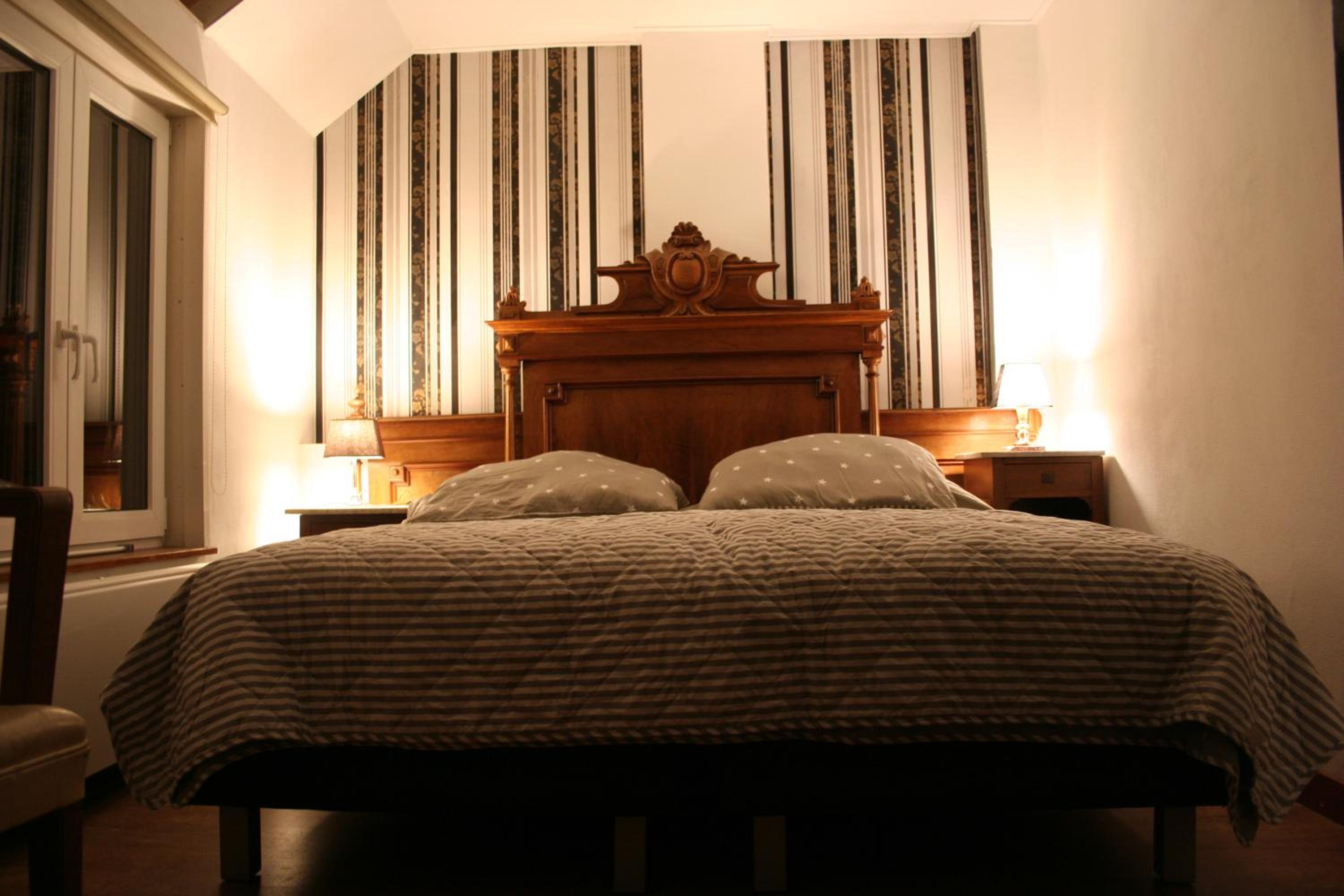 Double Room with Private Bathroom - Photo 15