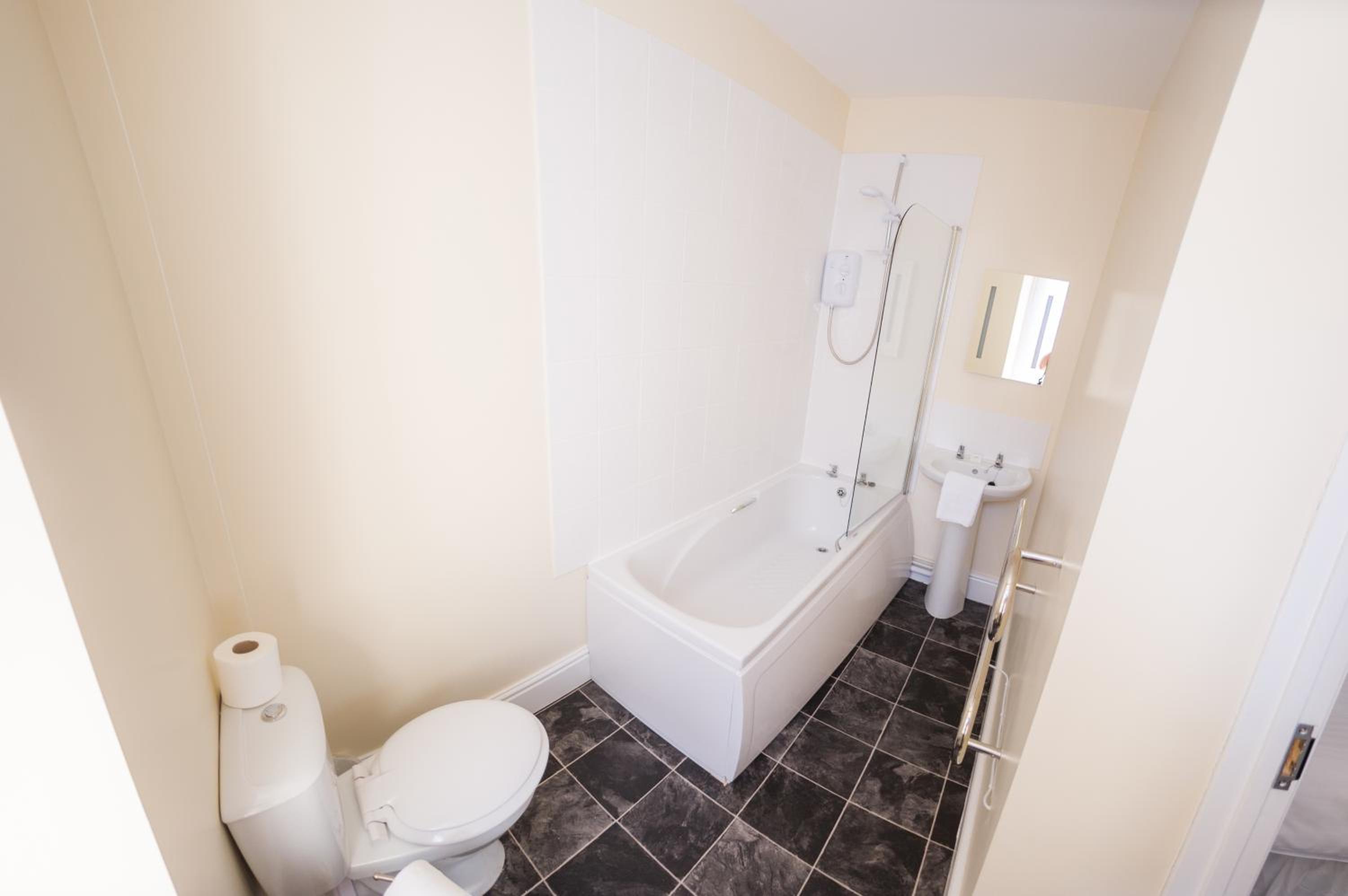 Compact Double Room photo 3
