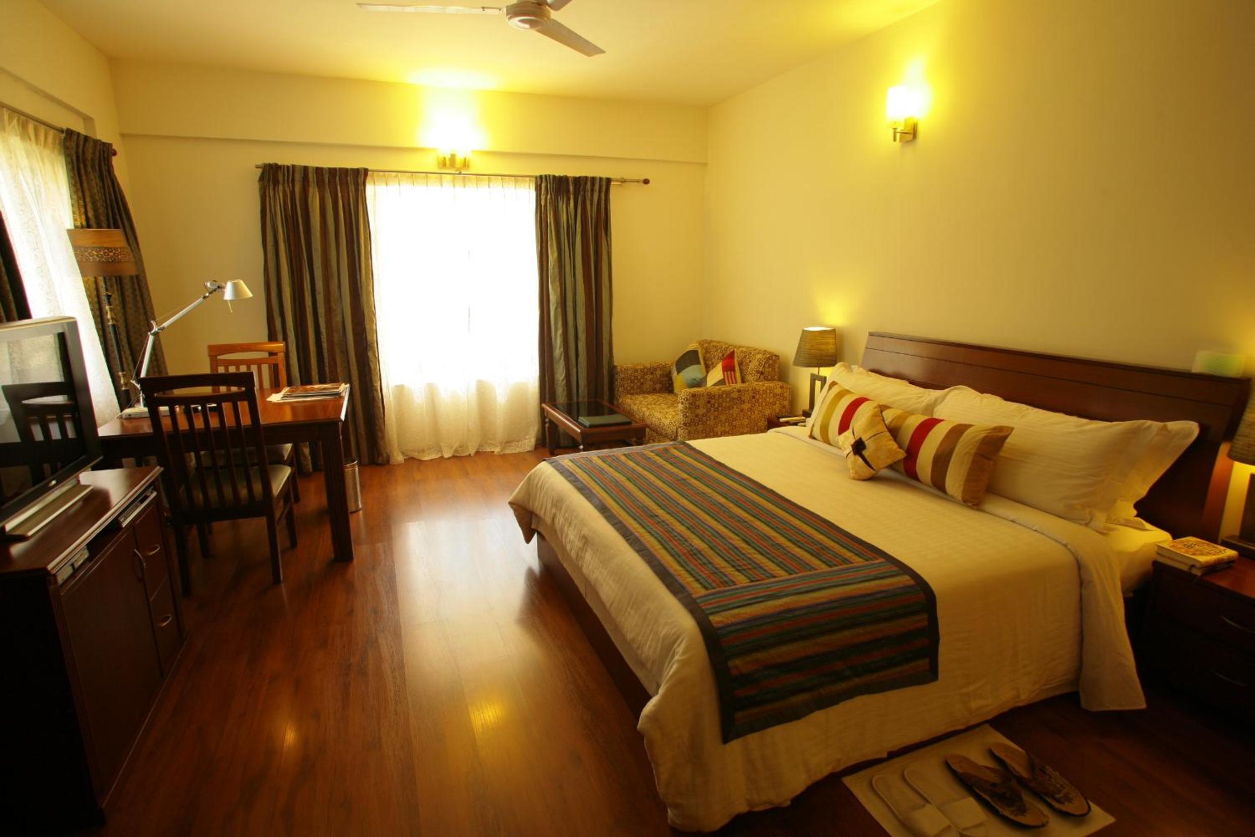 Deluxe Room - Photo 4