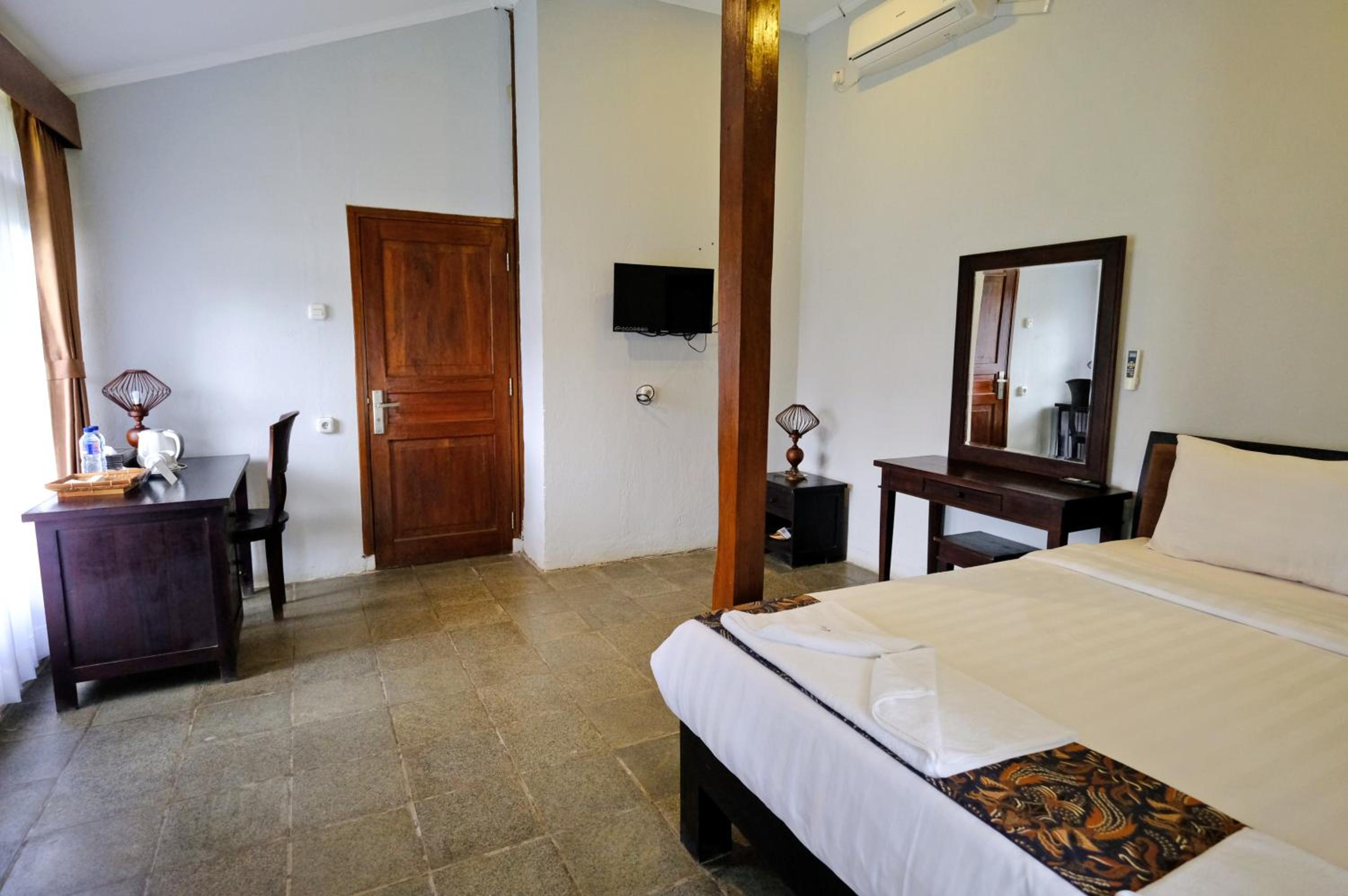 Deluxe Twin Room - Photo 15