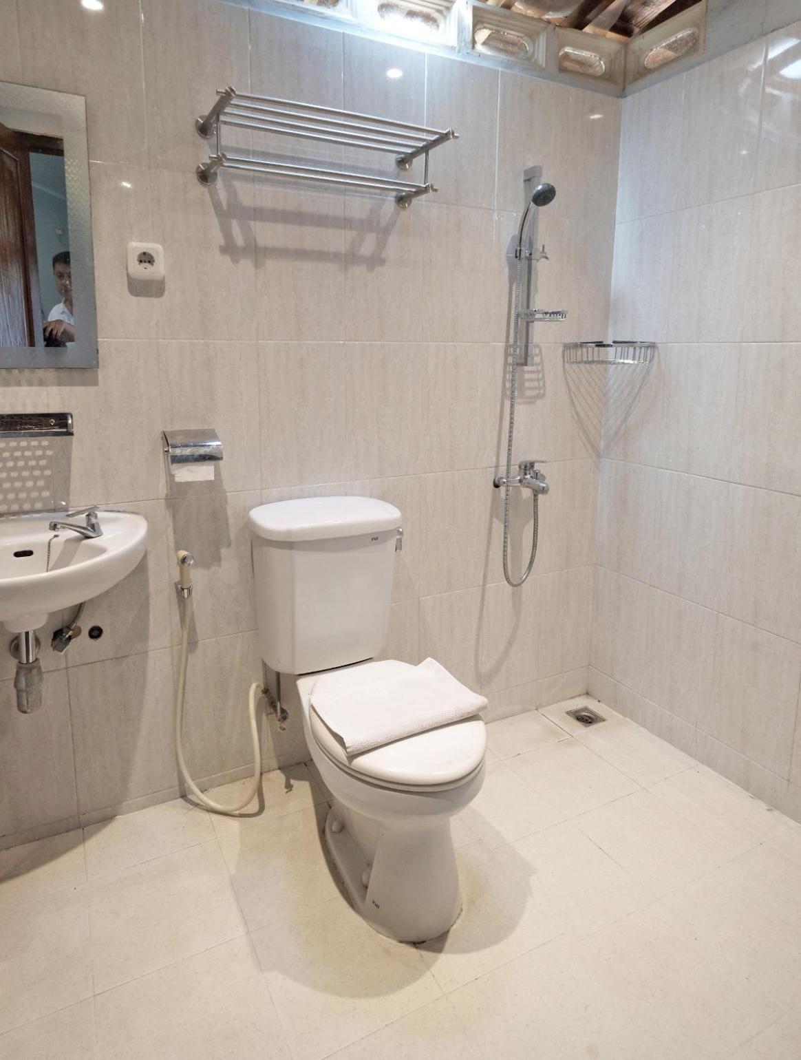 Deluxe Twin Room - Photo 2