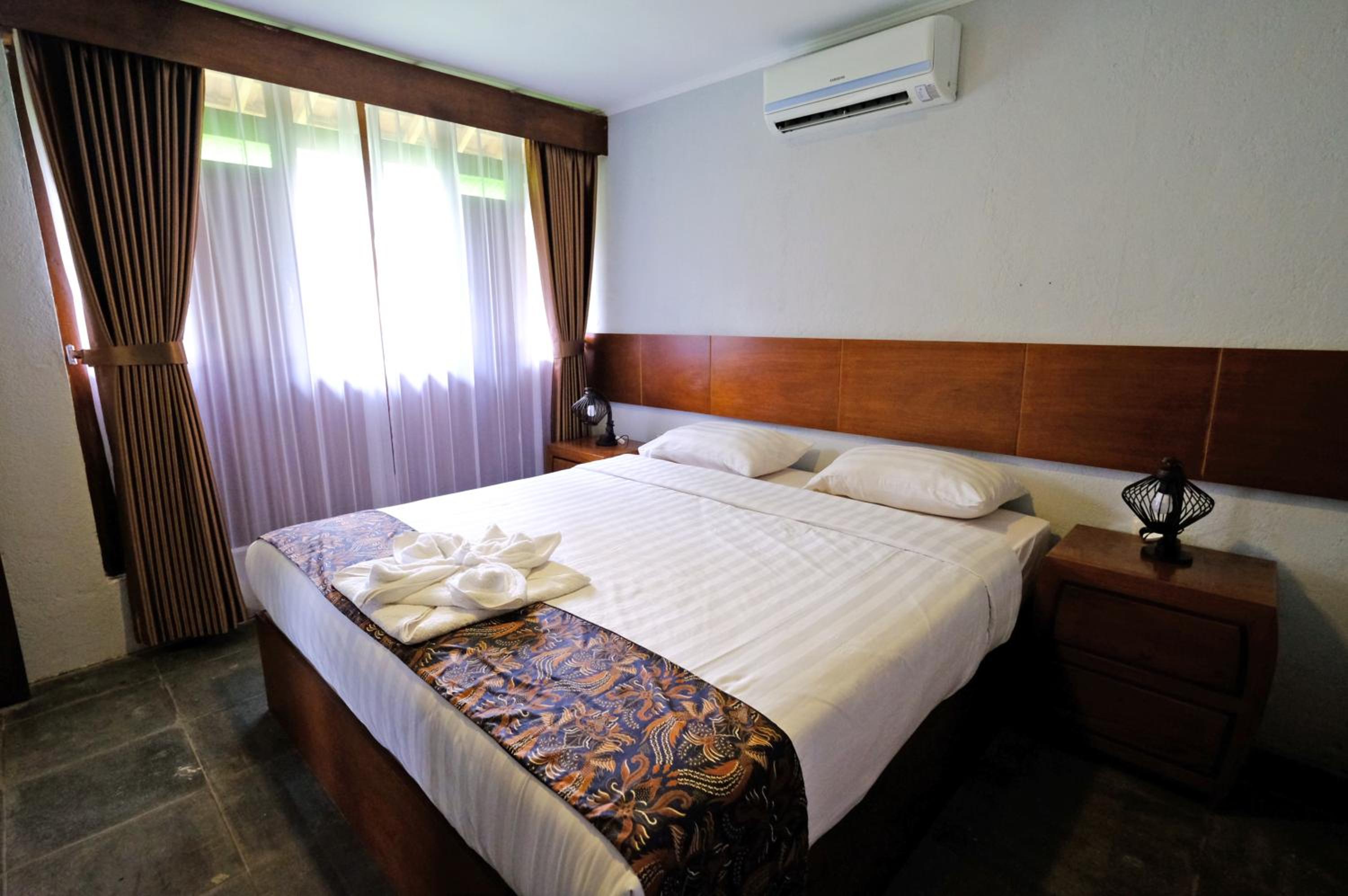 Deluxe Twin Room - Photo 13