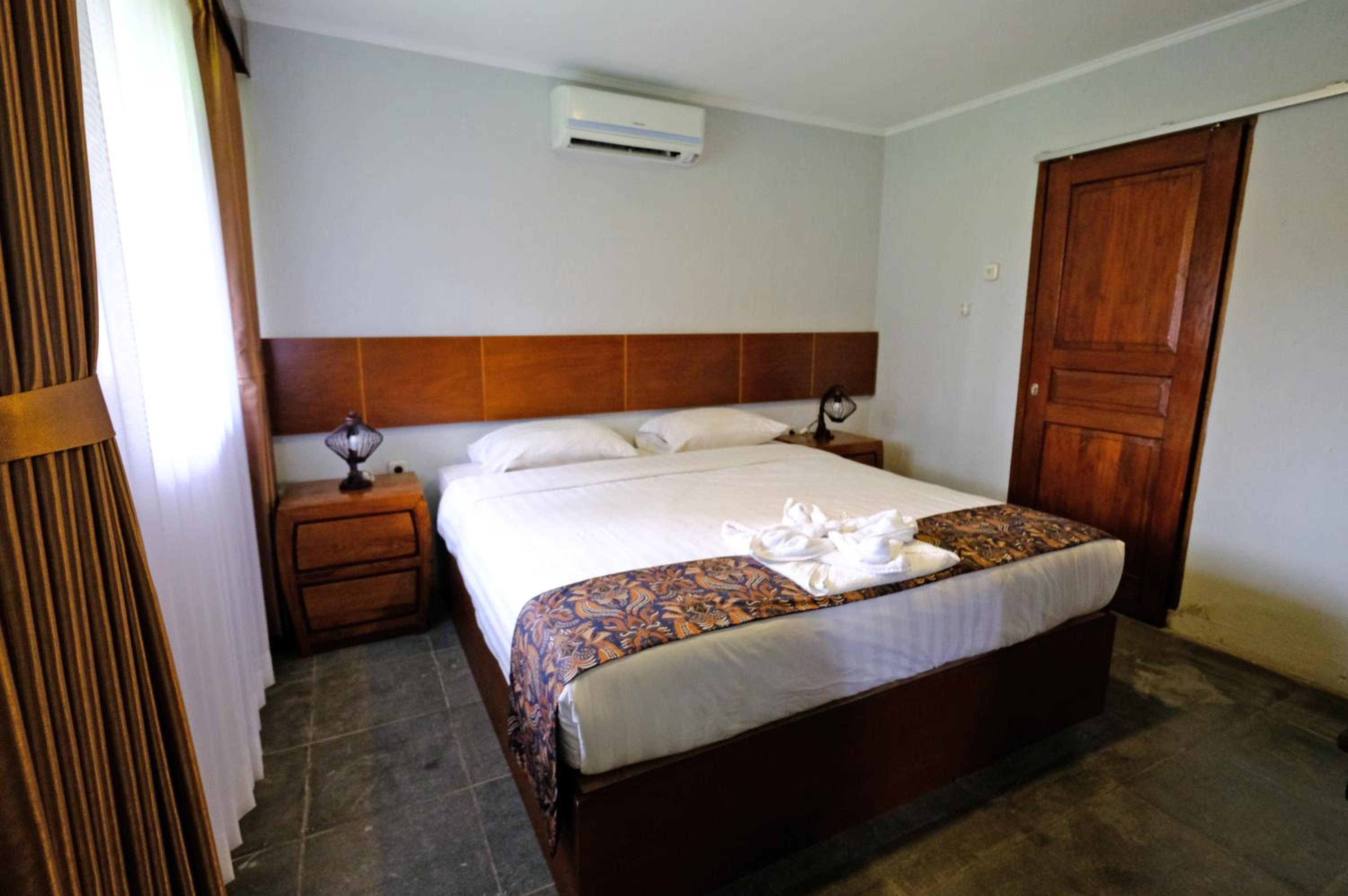Deluxe Twin Room - Photo 12