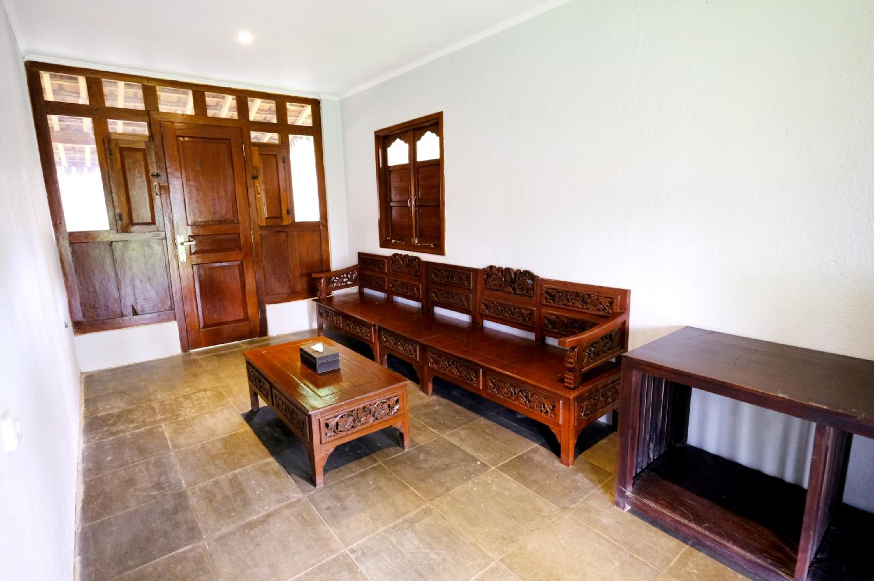 Deluxe Twin Room - Photo 9