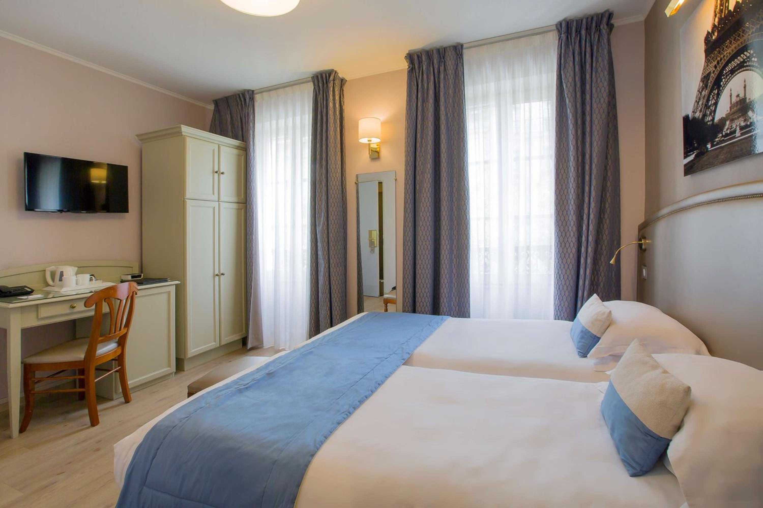 Comfort Twin Room with Grab Bar - Disability Access