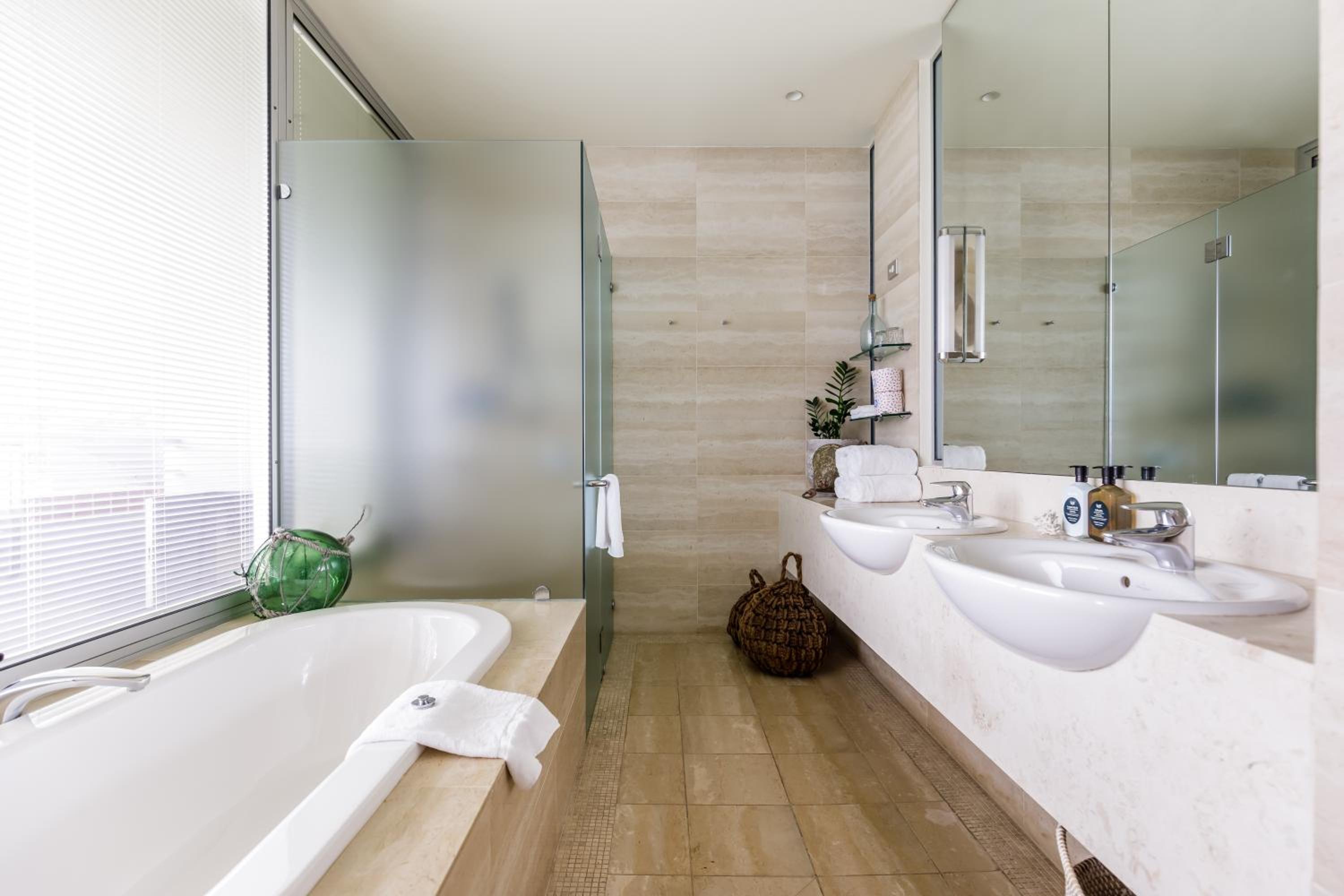King Suite with Harbor View