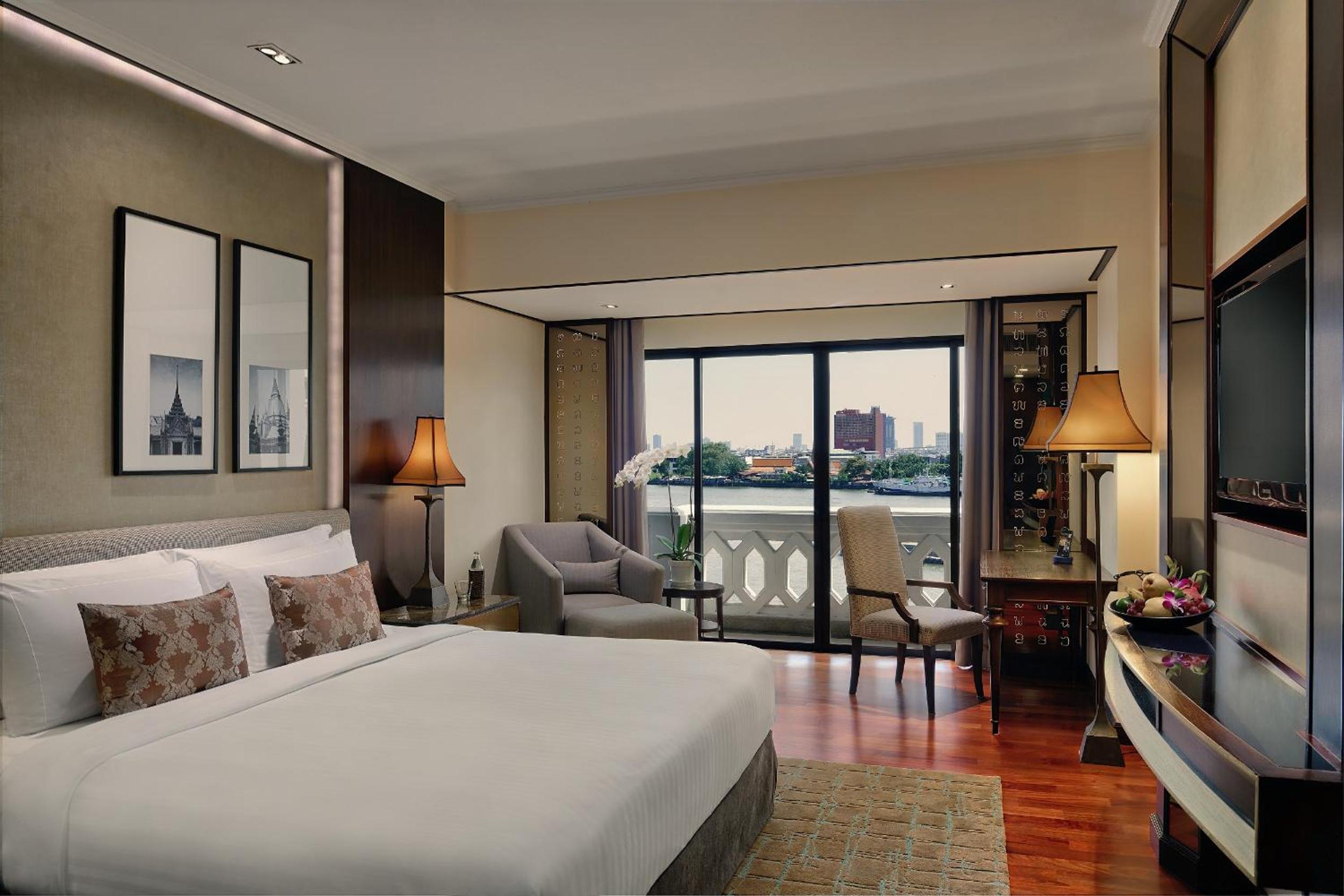 Deluxe Riverfront Room Deluxe Riverfront Room