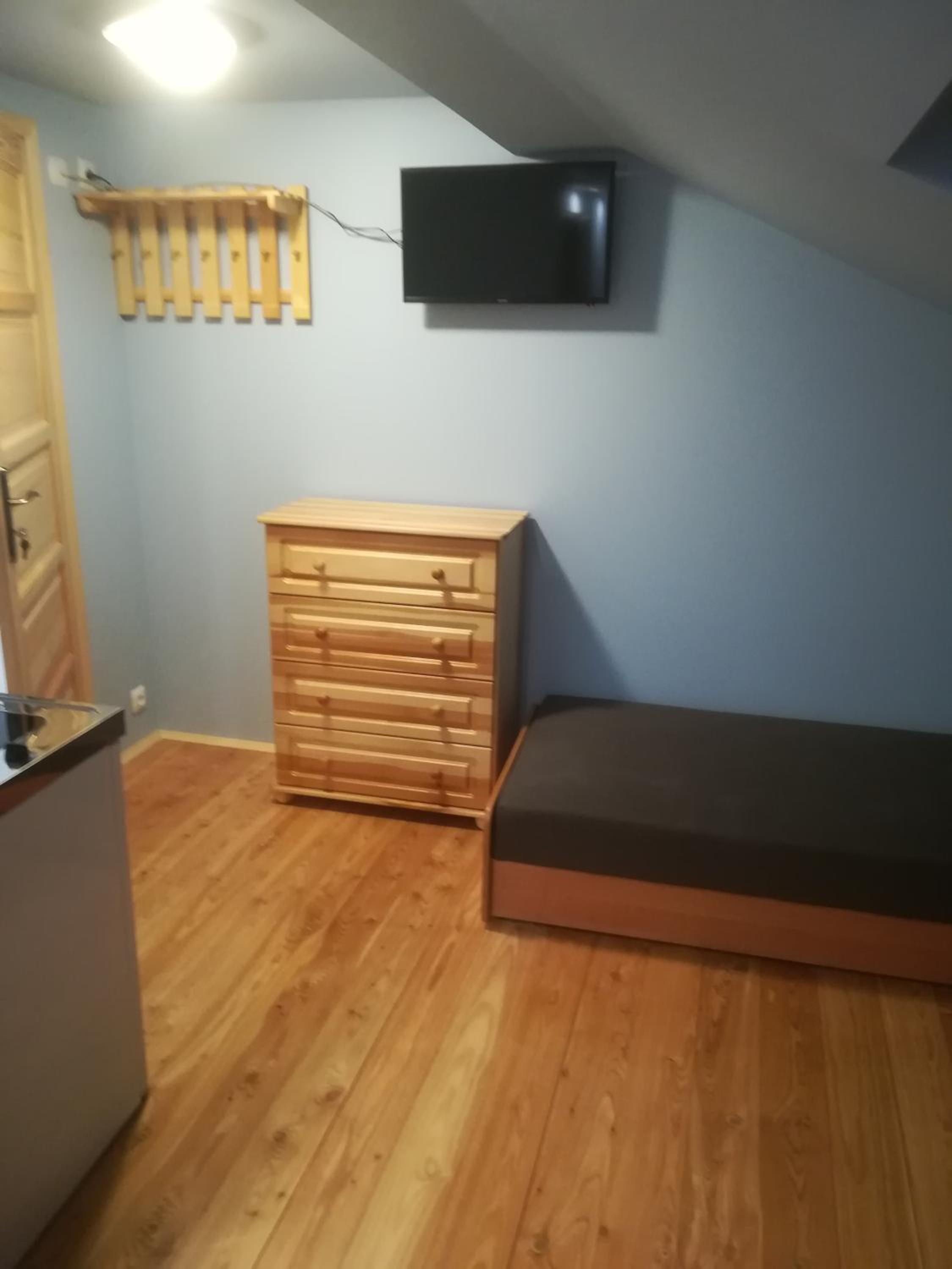 Studio Apartment - Photo 22