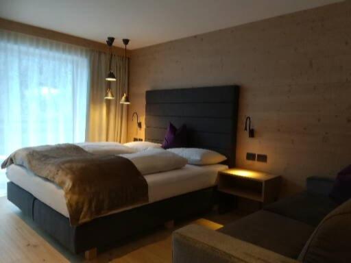 Deluxe Quadruple Room with Balcony photo 3