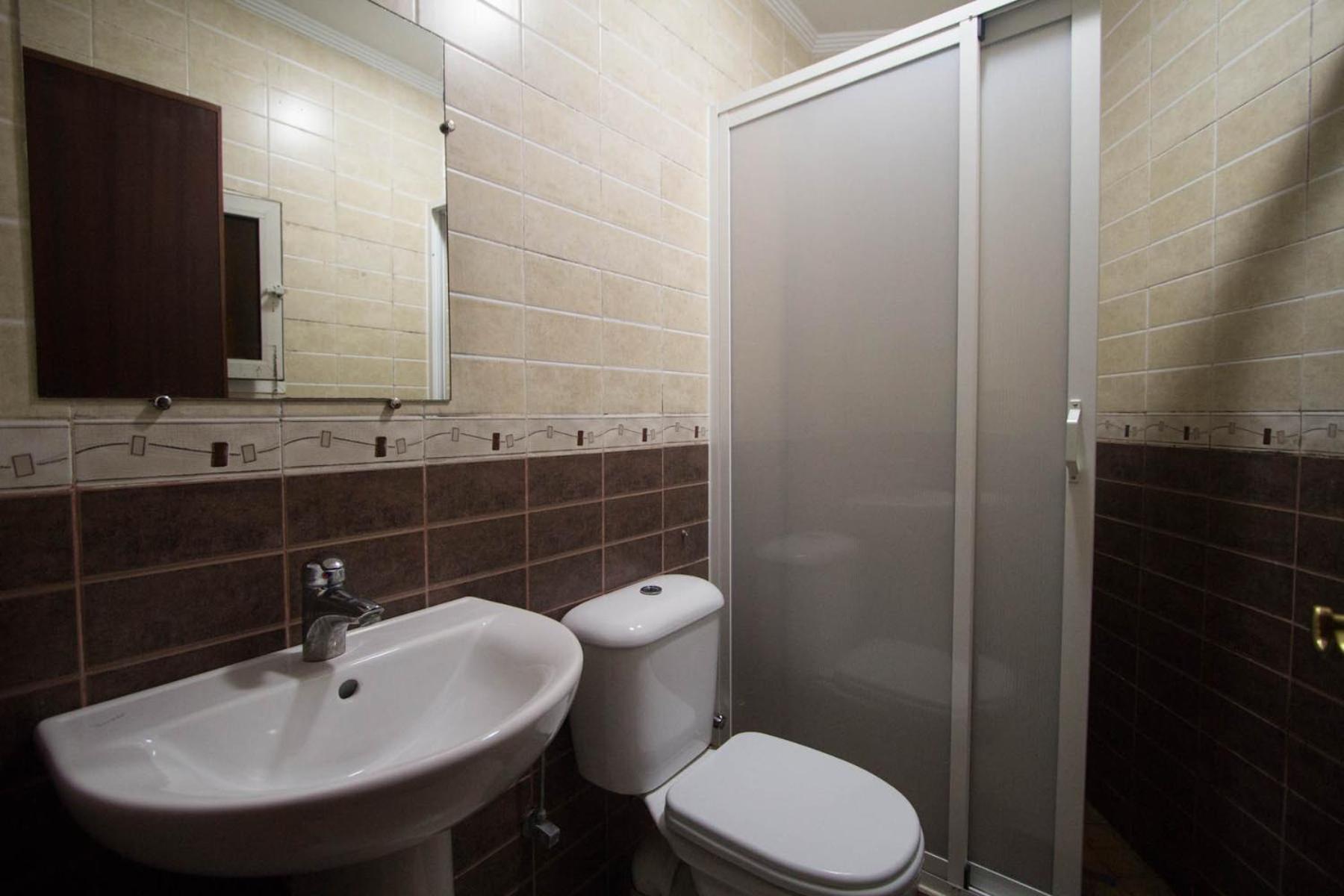 Standard Twin Room - Photo 3