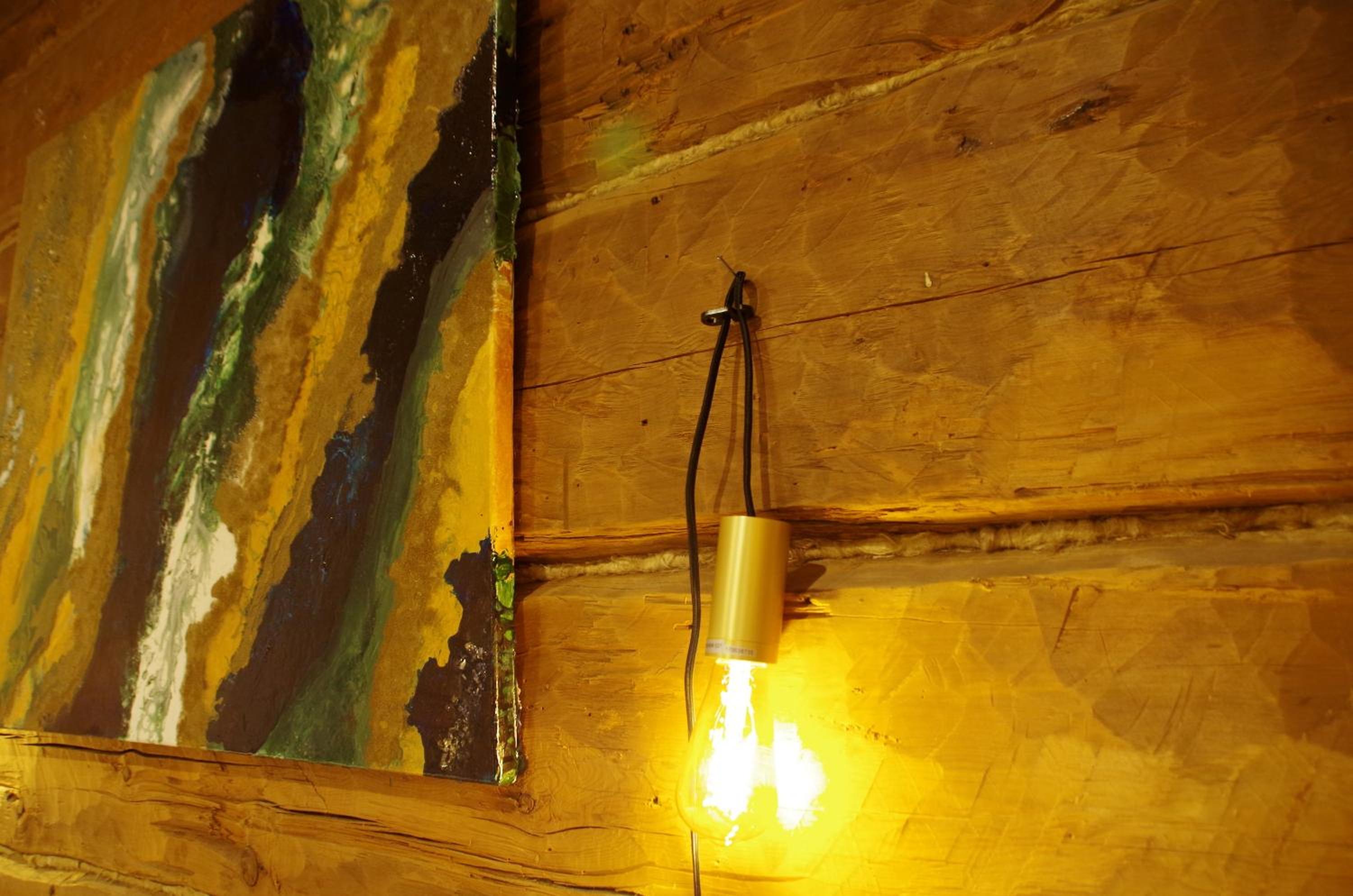 Studio IV - Photo 9