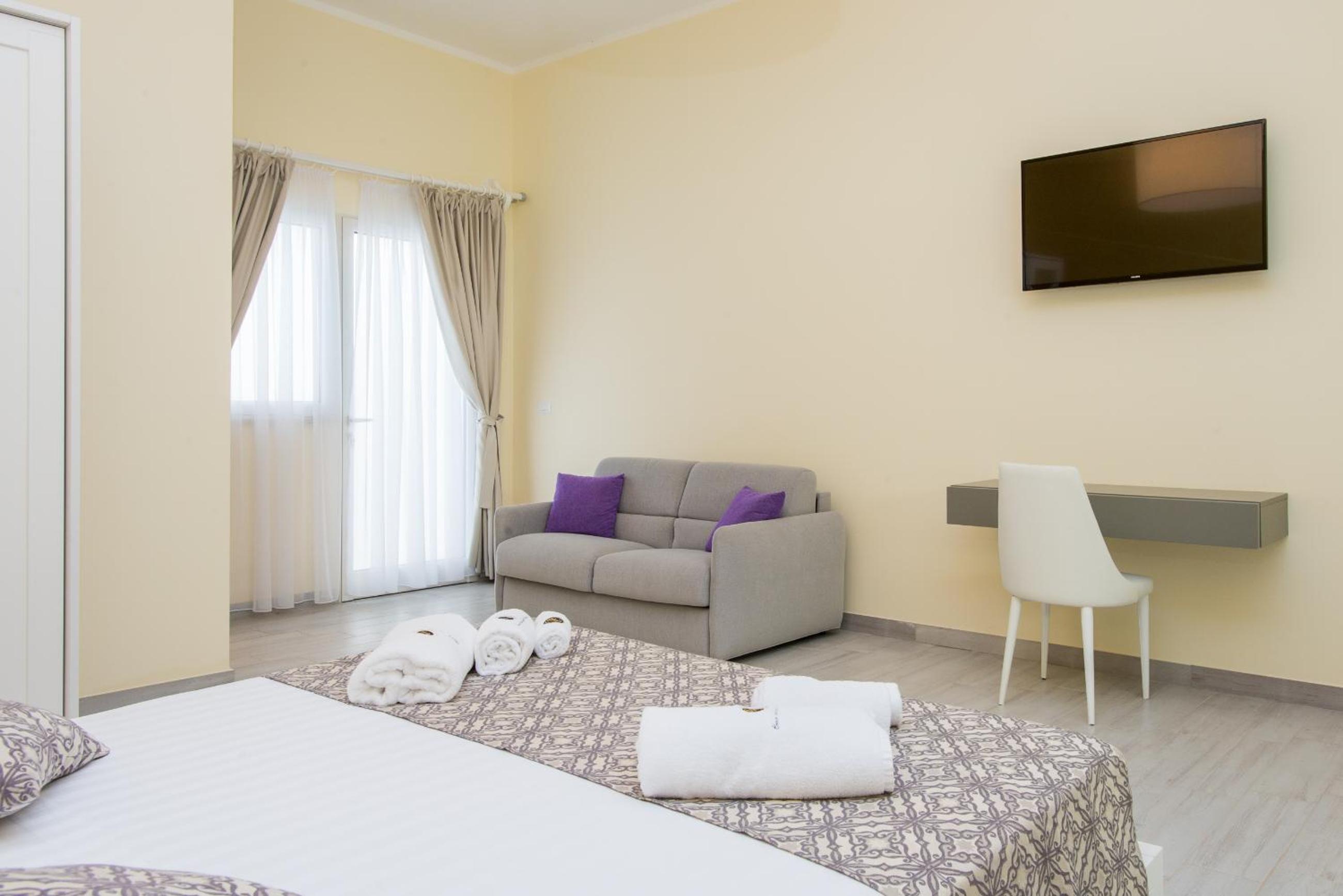 Deluxe Queen Room photo 3