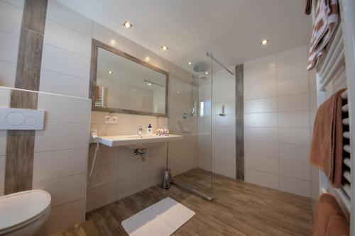Standard Two-Bedroom Apartment photo 2