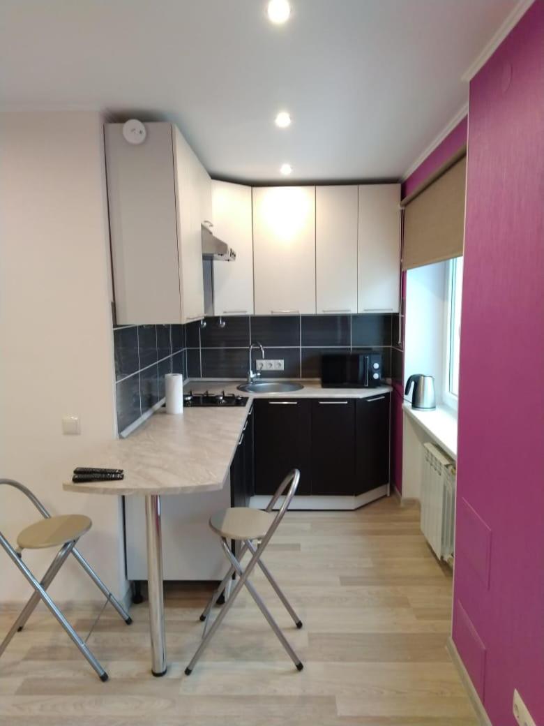 One-Bedroom Apartment - Photo 9