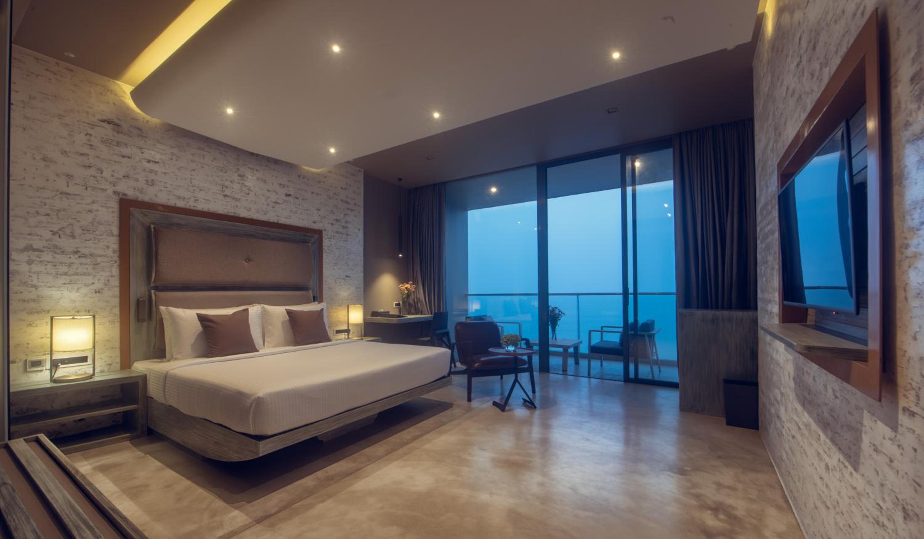 Deluxe Double or Twin Room with Sea View and Free Airport Transfer photo 2