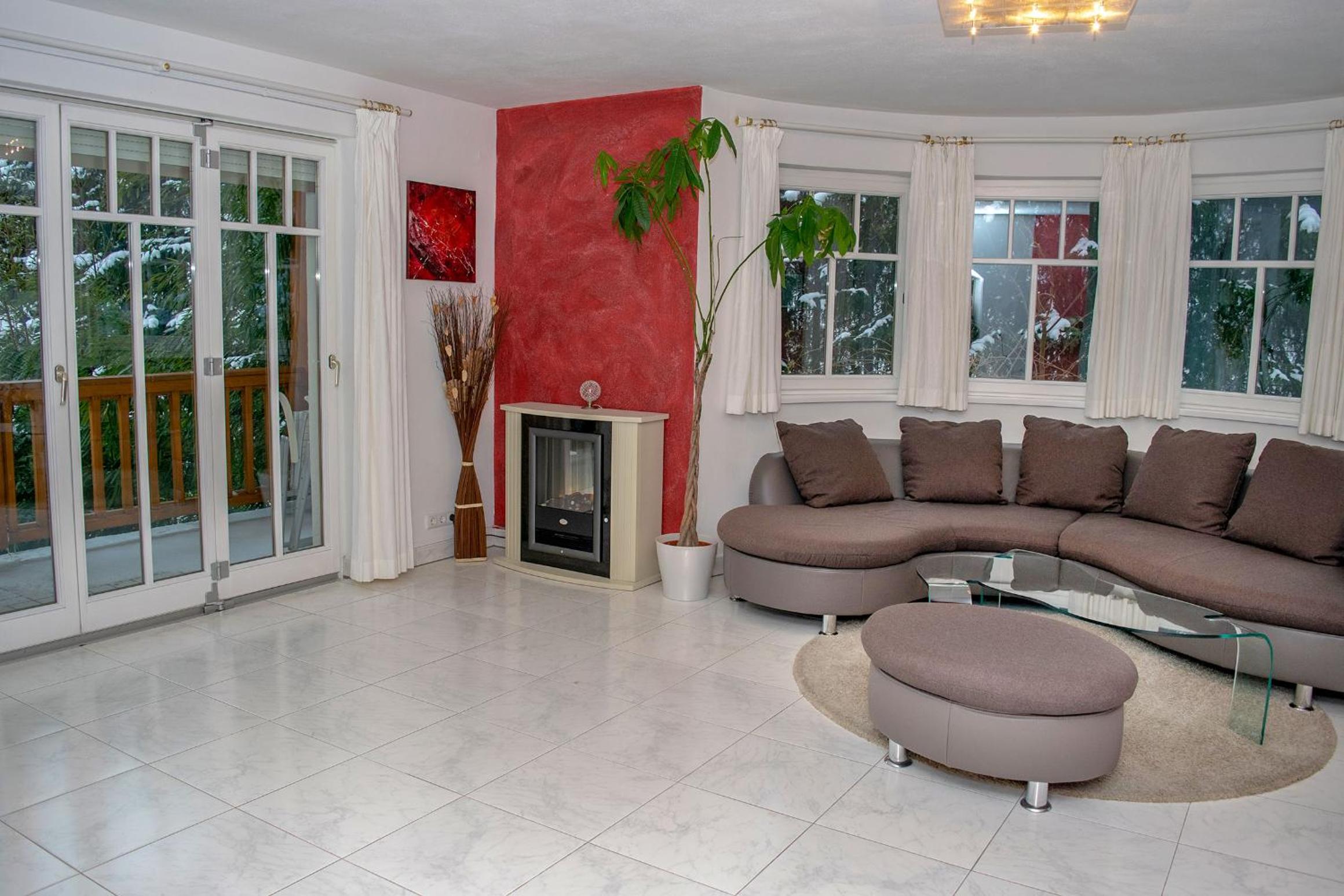 Villa photo 1