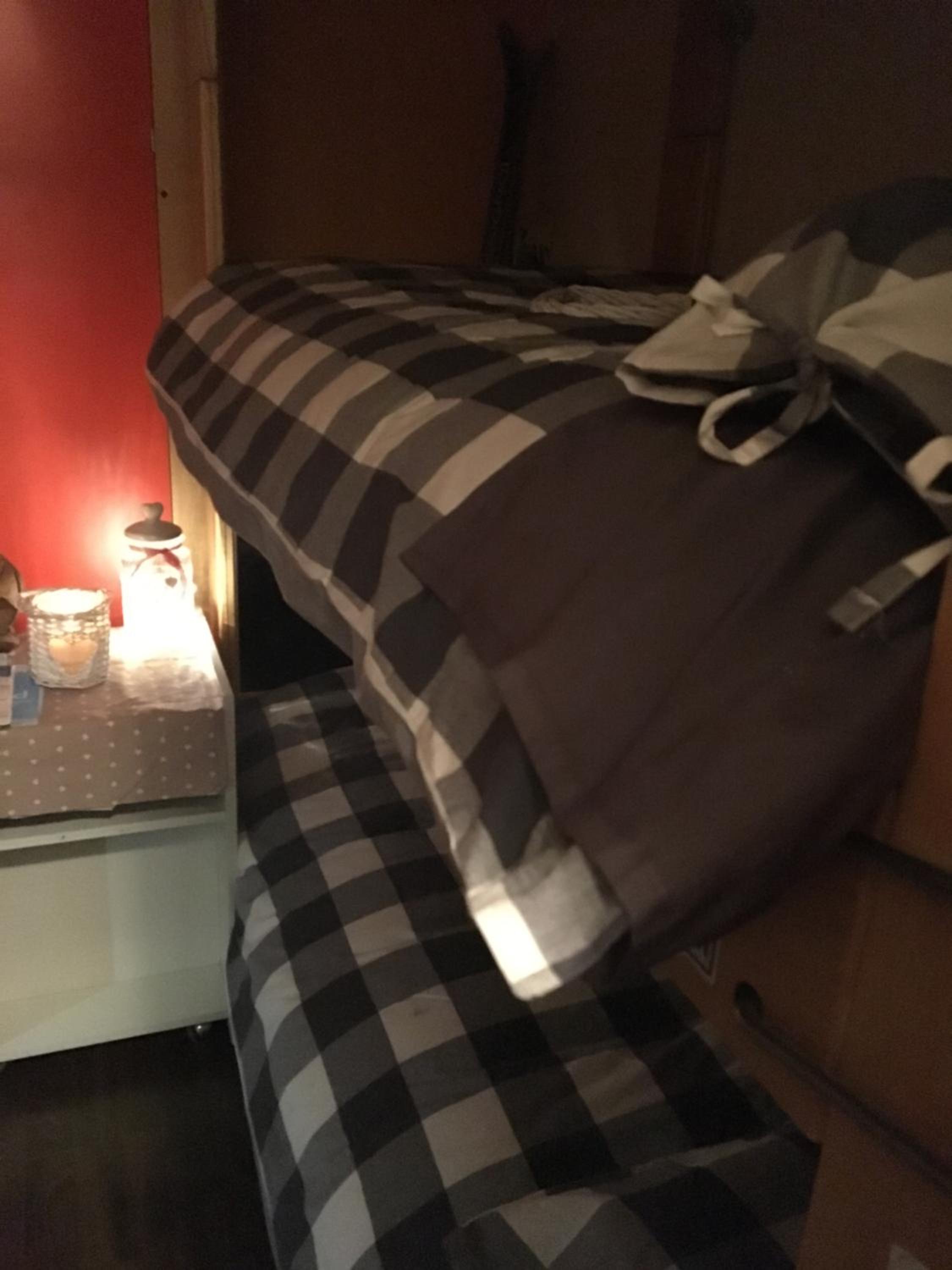 Studio Apartment - Photo 16