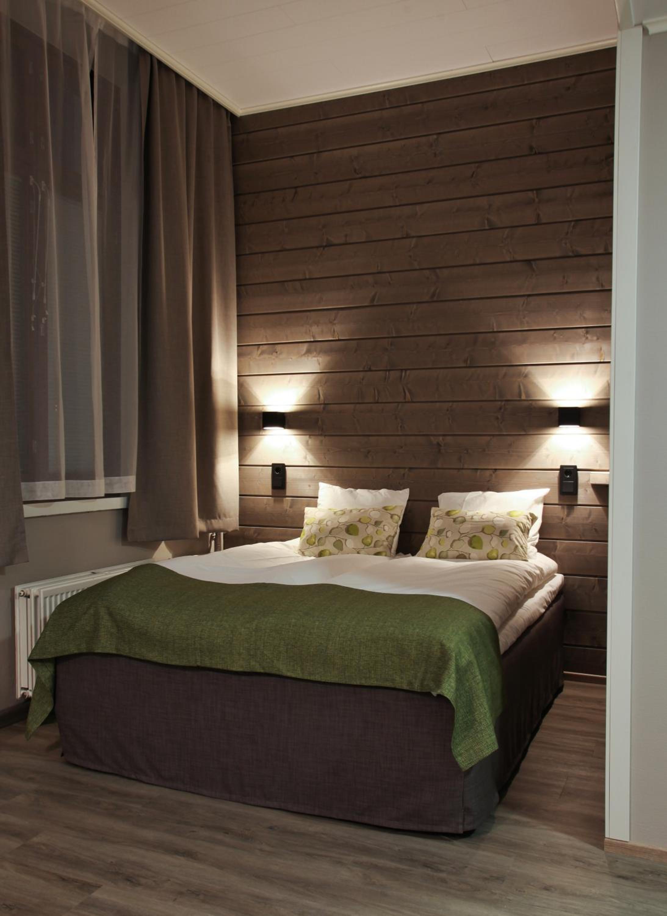 Suite - Photo 16