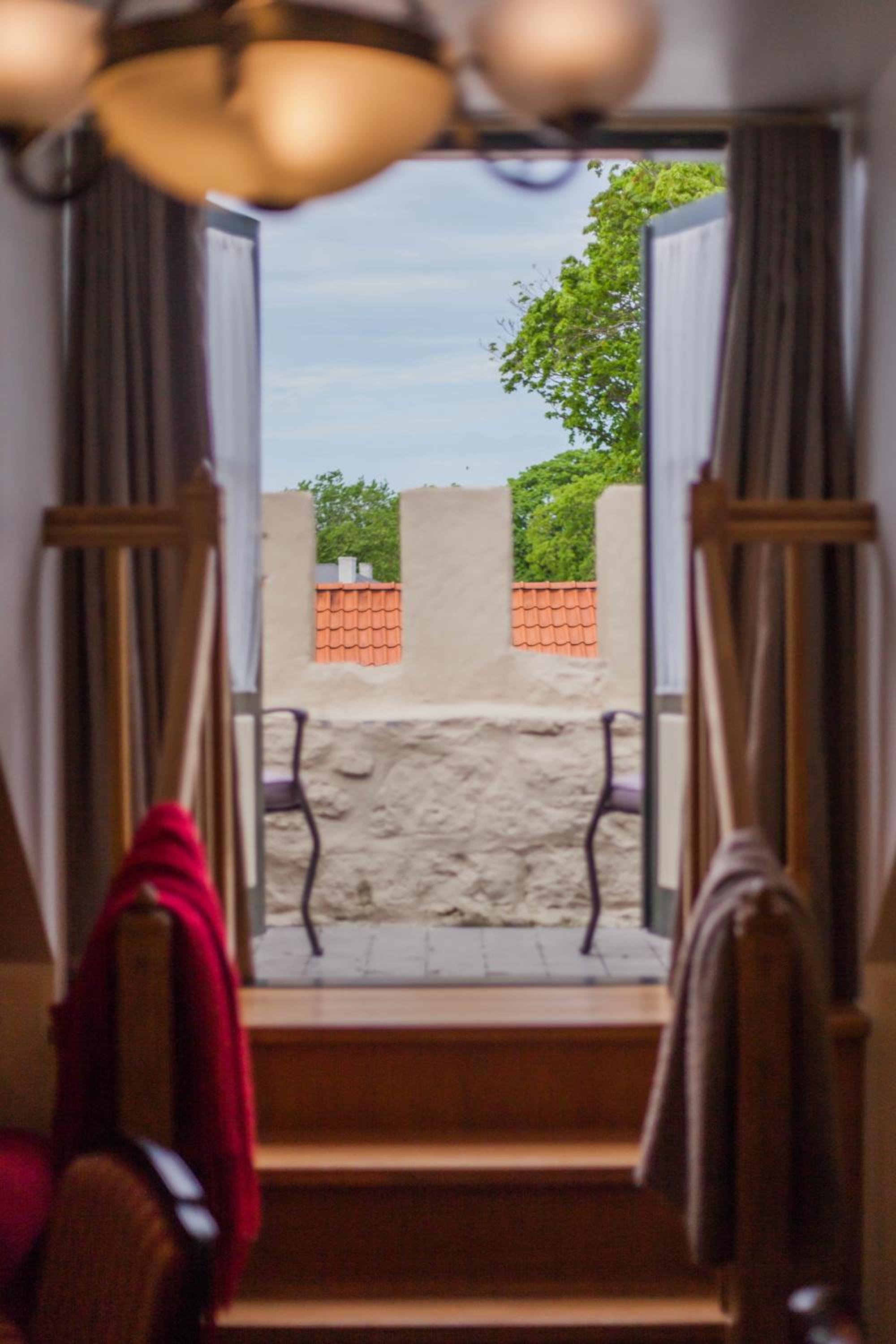 Historical Arensburg Suite - Photo 5