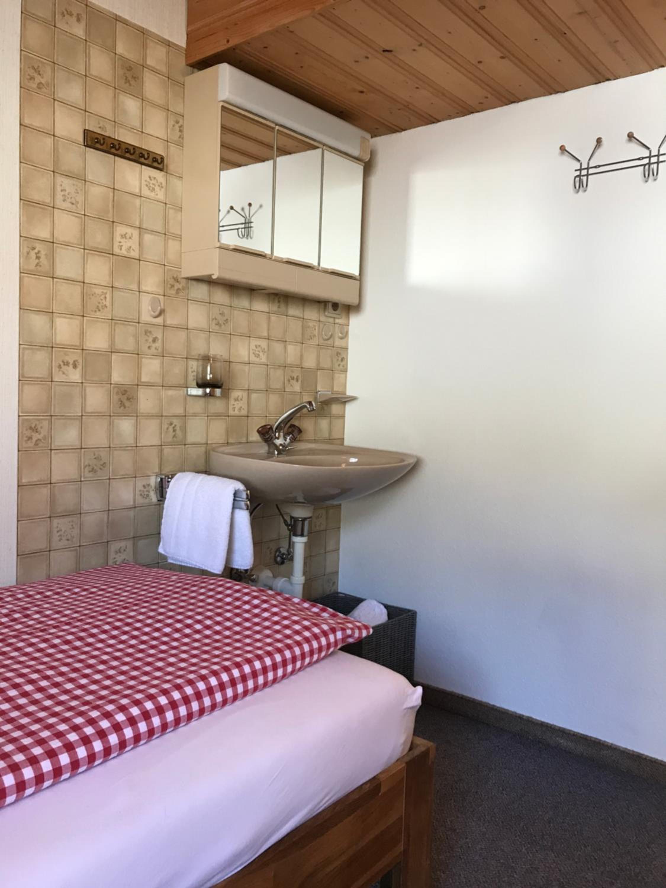 Double or Twin Room with Shared Bathroom photo 2
