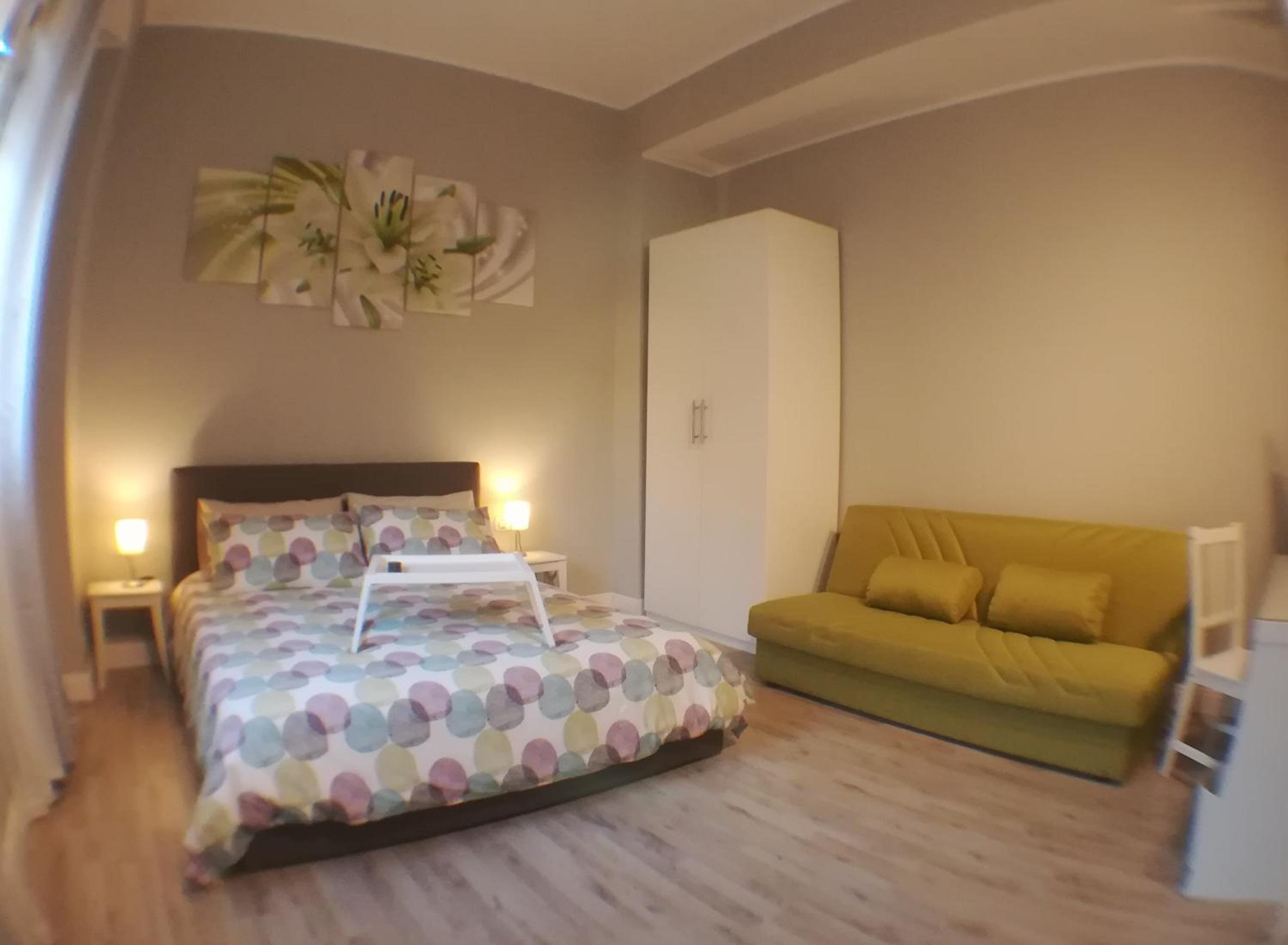 Triple Room with Private Bathroom - Photo 3