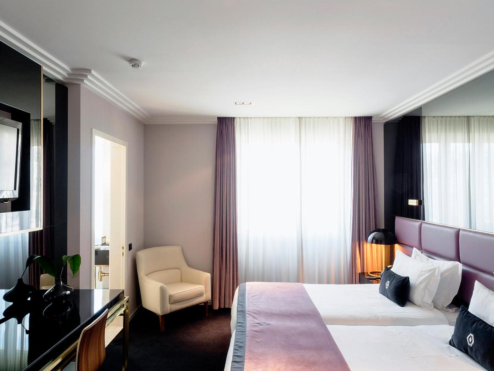 Superior Double or Twin Room photo 2
