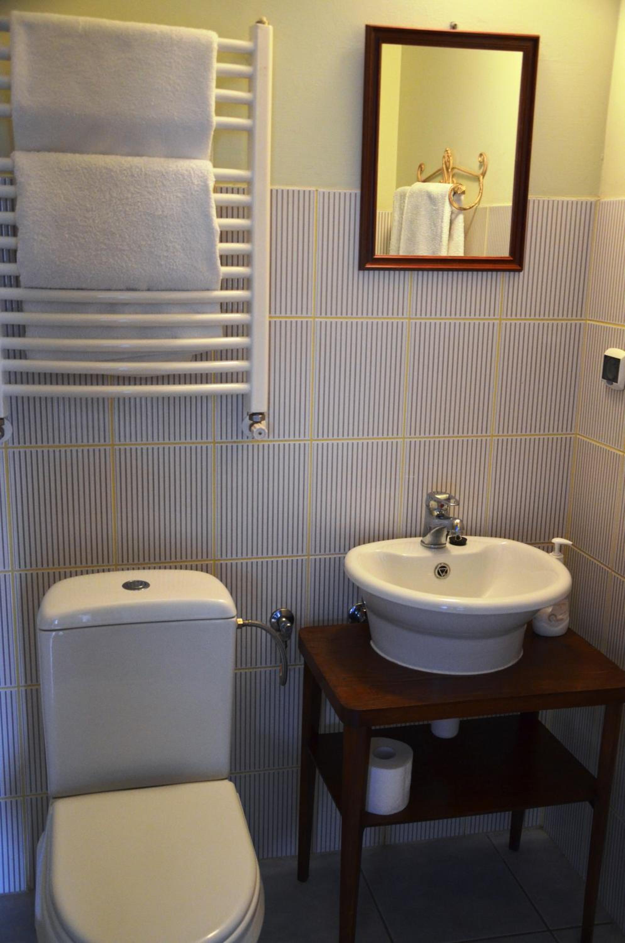 Triple Room with Bath photo 2