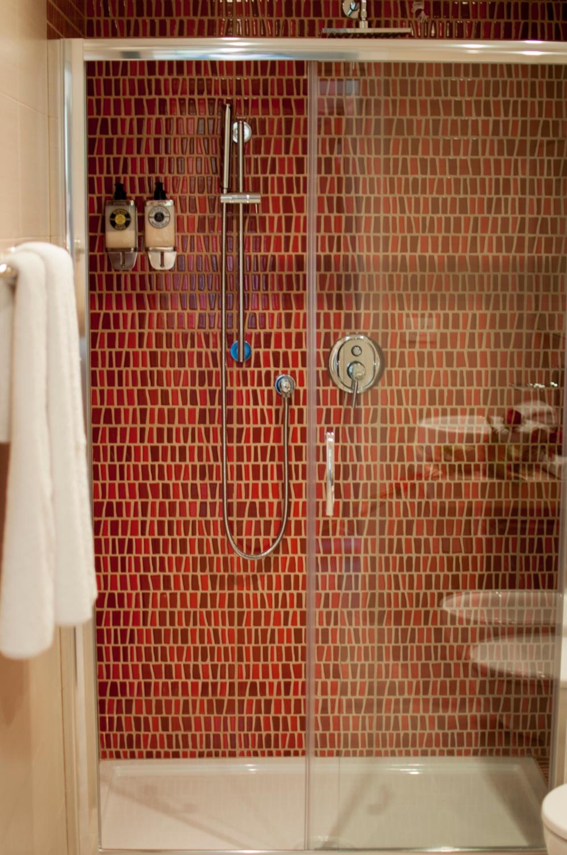 Deluxe Double or Twin Room with Sea View - Photo 6