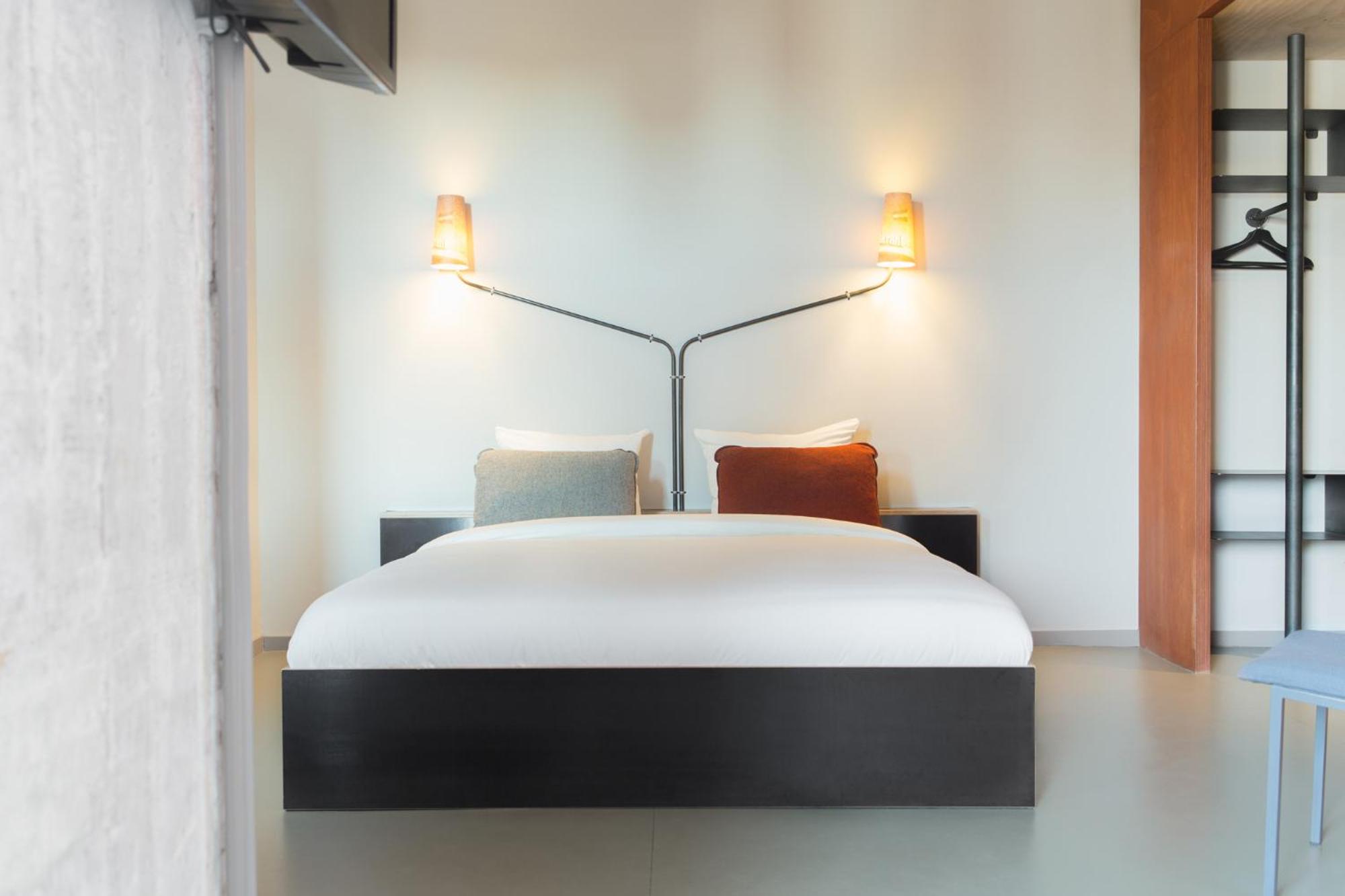 Quadruple Room with Bath photo 2