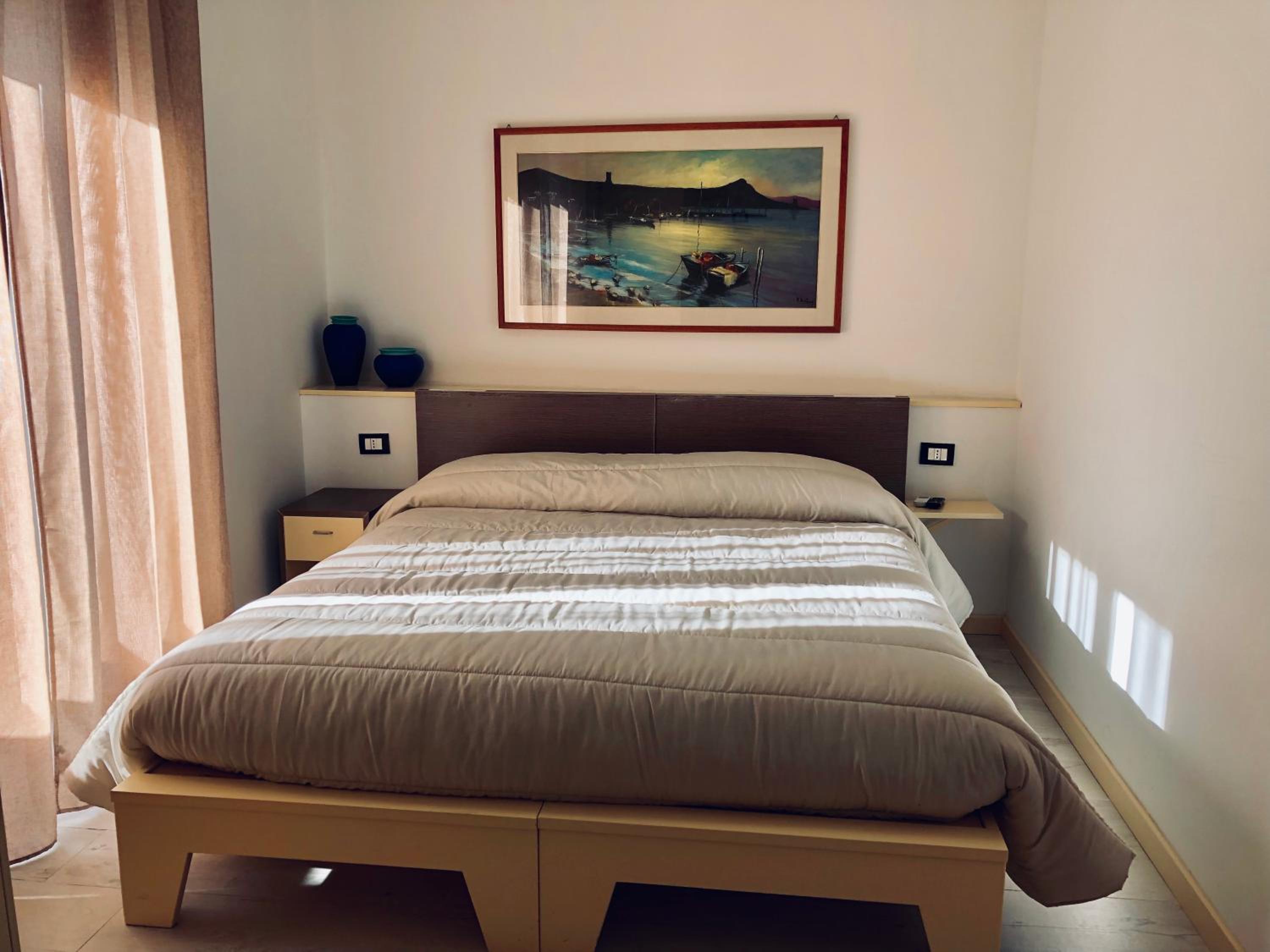 Small Double Room photo 2