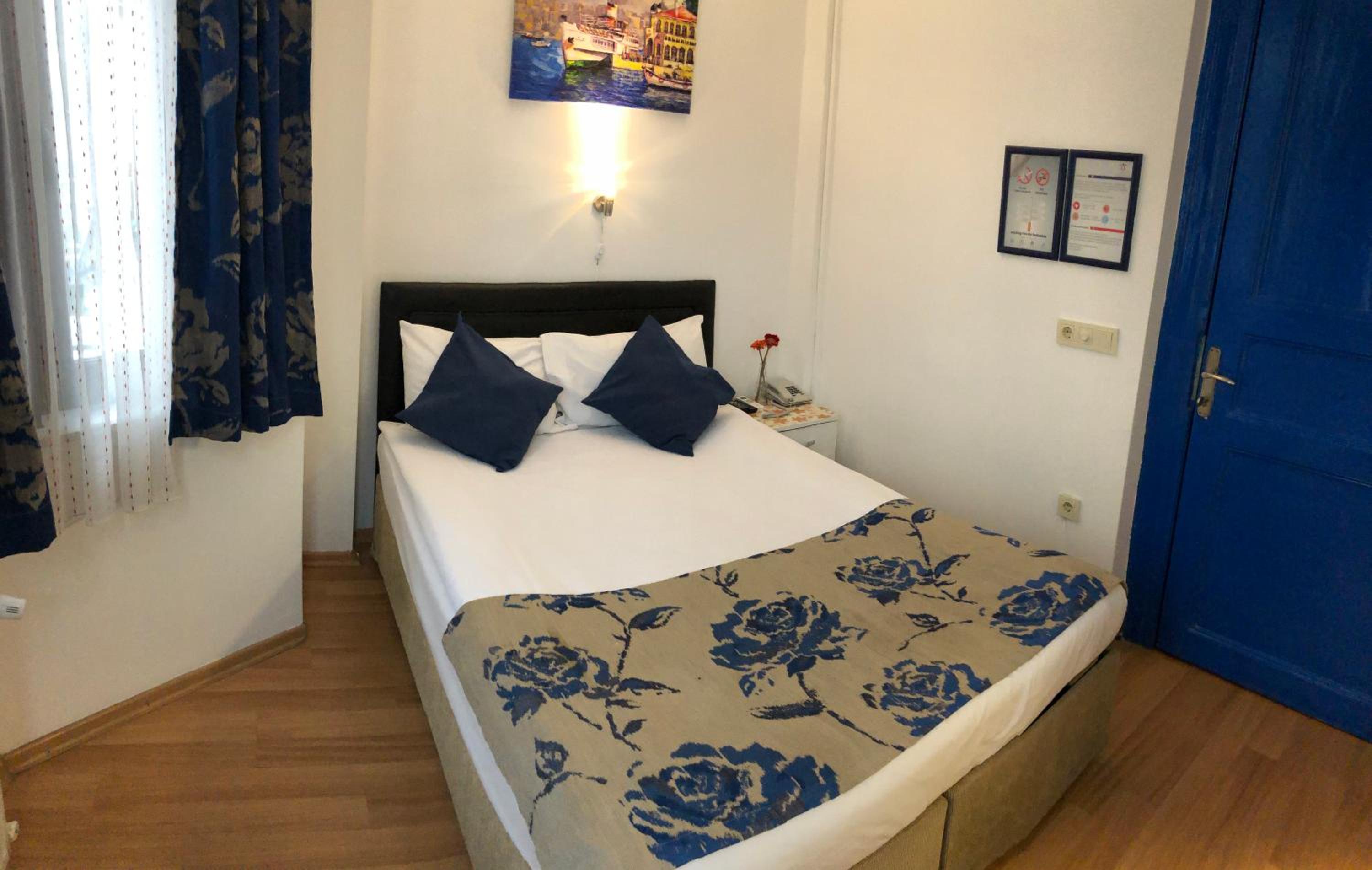 Standard Double Room photo 1