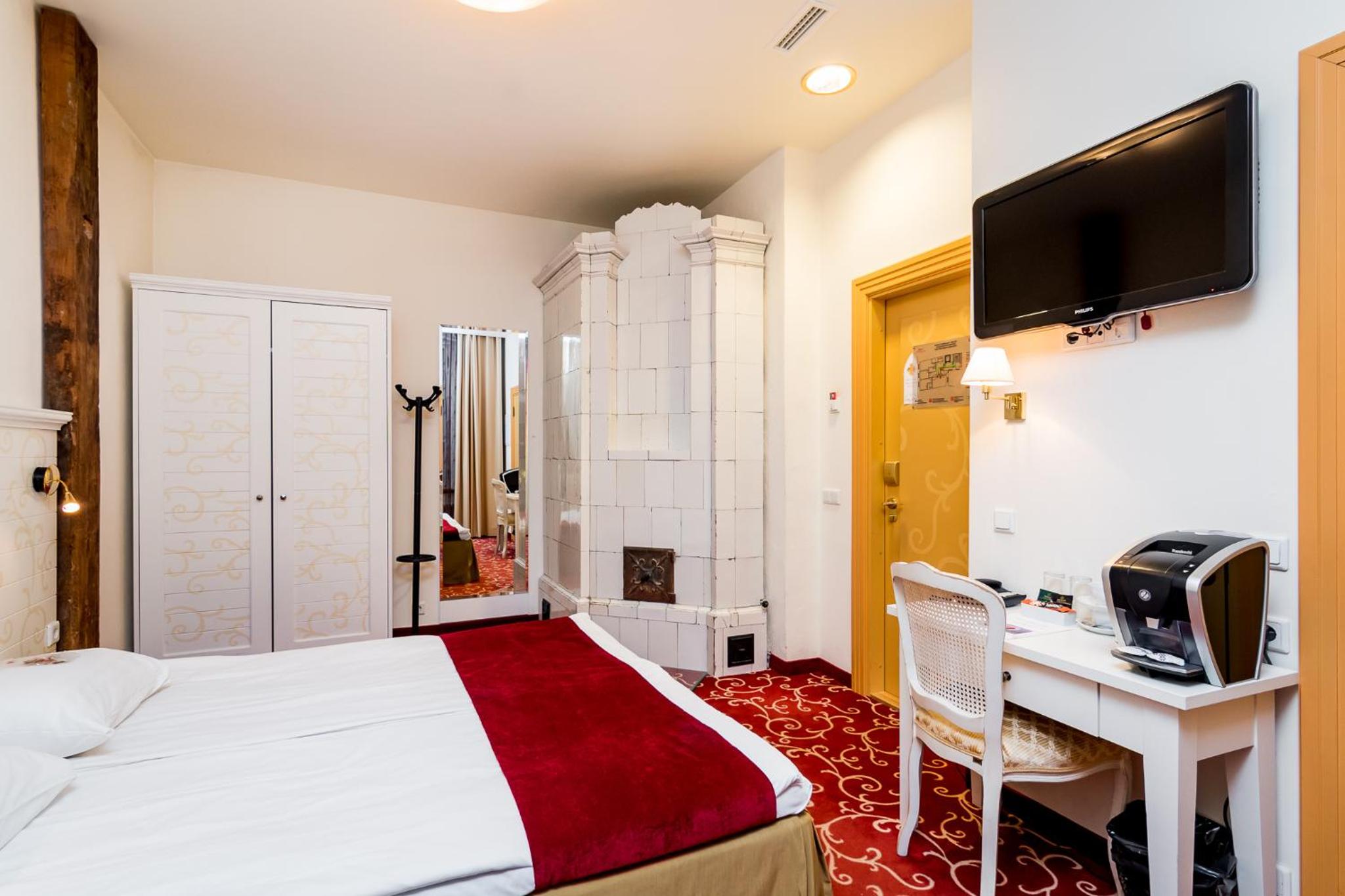 Superior Double or Twin Room with Free Parking - Photo 22