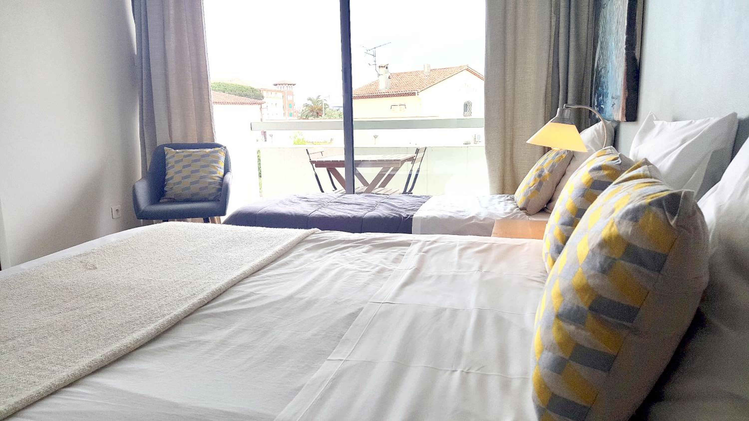 Triple Room with Balcony - Photo 3