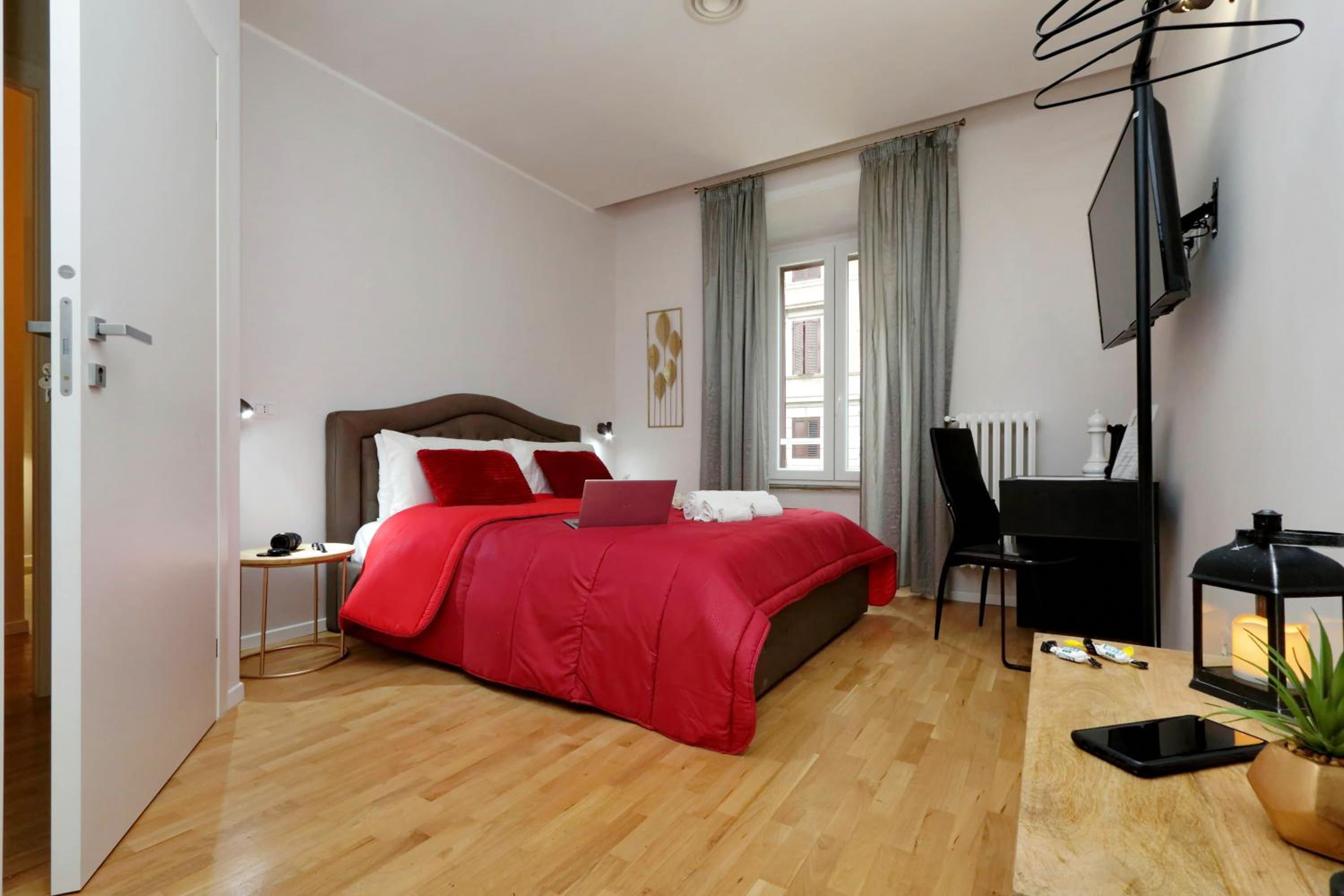 Large Double Room