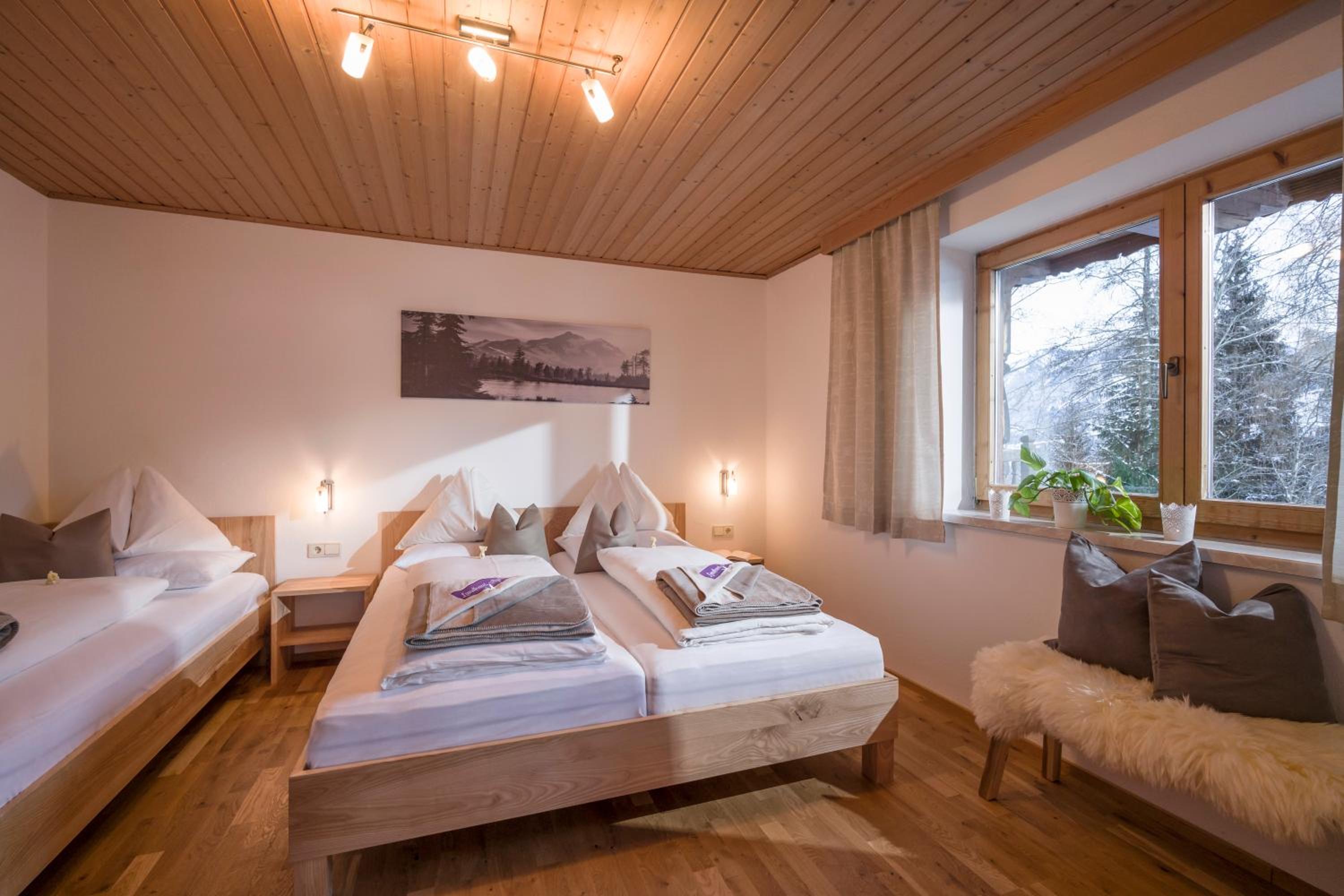 One-Bedroom Apartment with Balcony