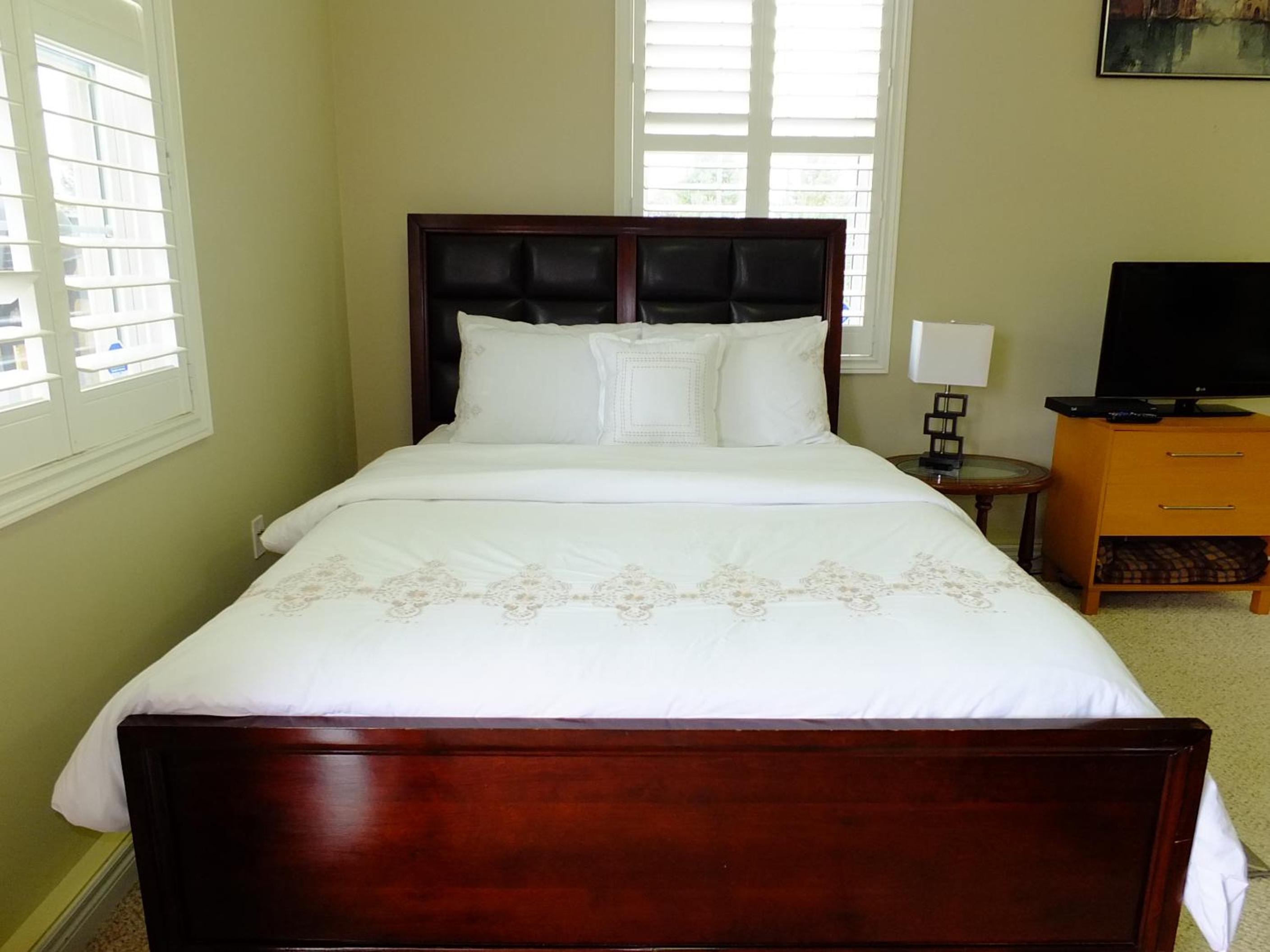 One-Bedroom House photo 1